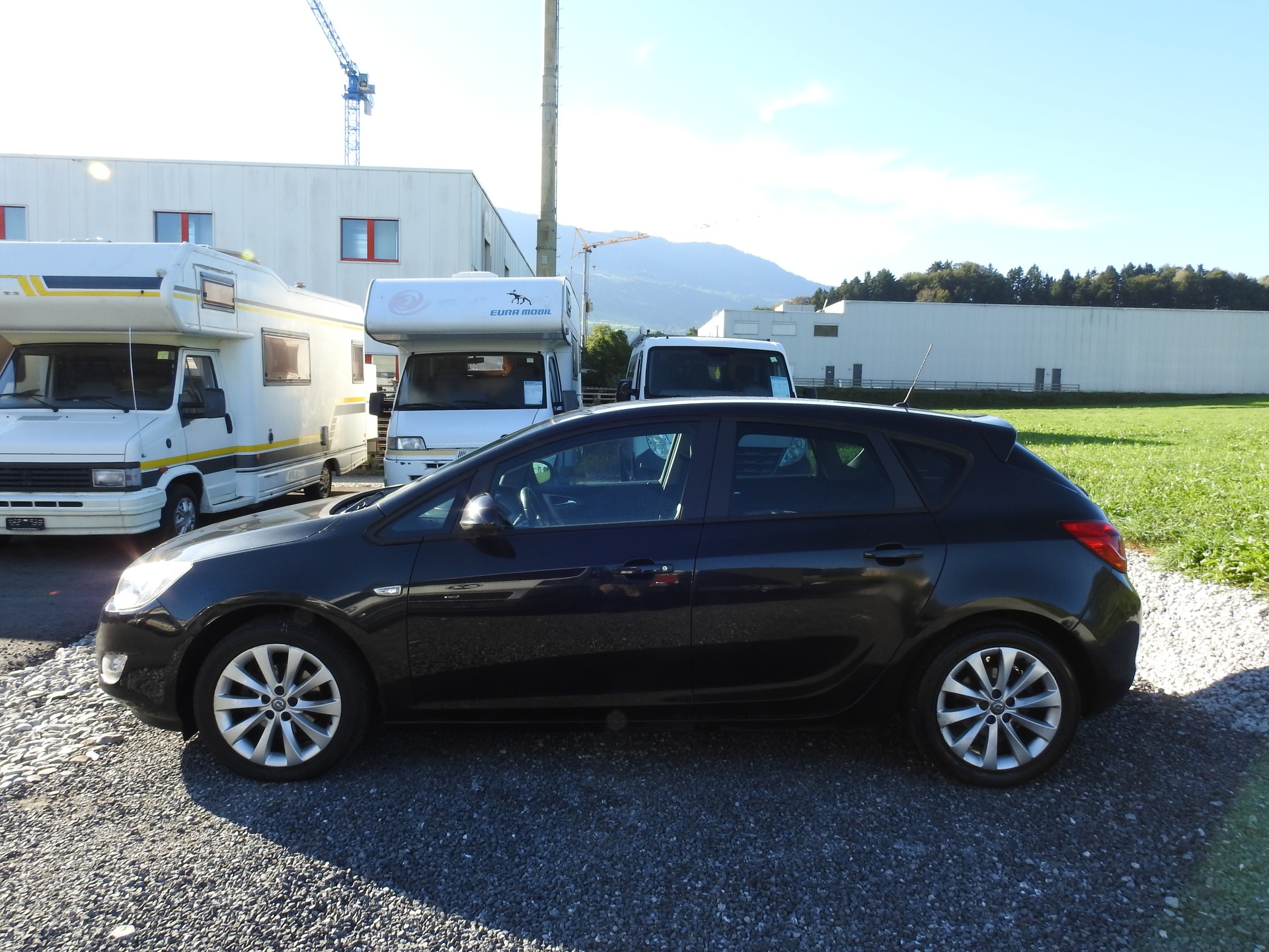 OPEL Astra 1.4i Turbo Anniversary Edition-image-2