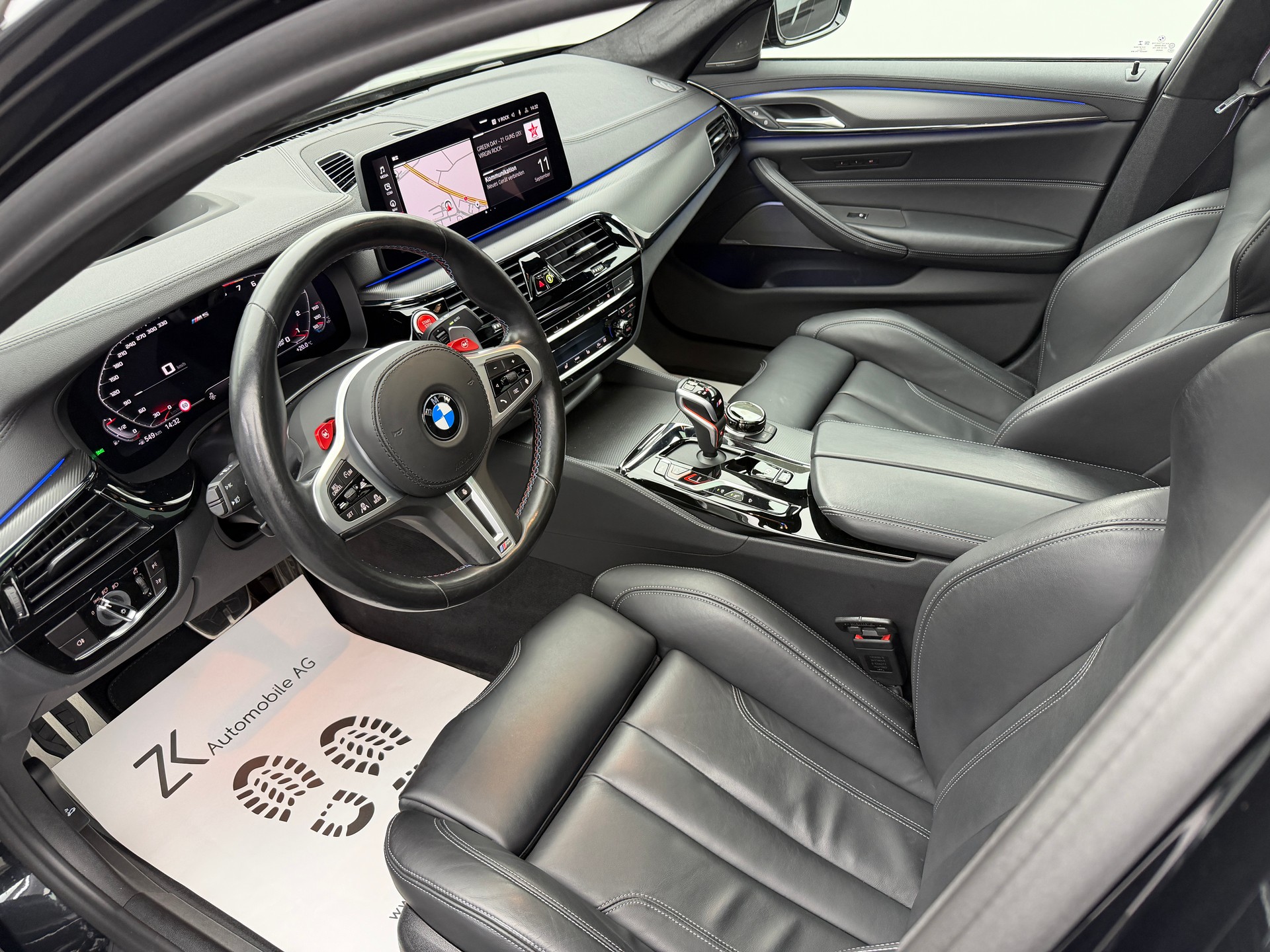 BMW M5 xDrive BLACK SAPPHIRE METALLIC Competition Drivelogic-image-6