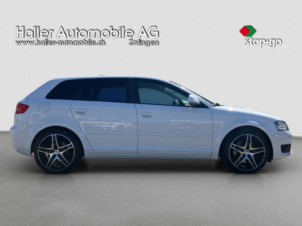 AUDI A3 Sportback 1.8 16V T FSI Snow quat.-image-5