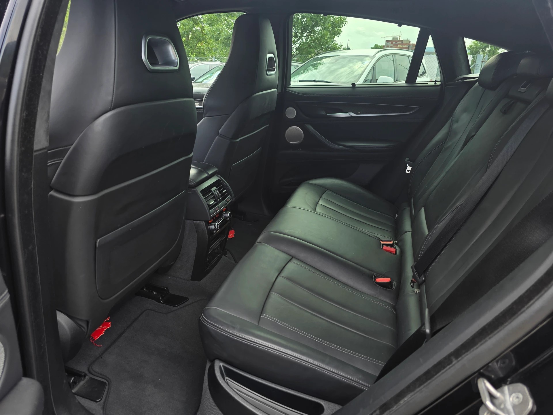 BMW X6M Edition Black Fire Steptronic * CH-Fahrzeug *-image-21