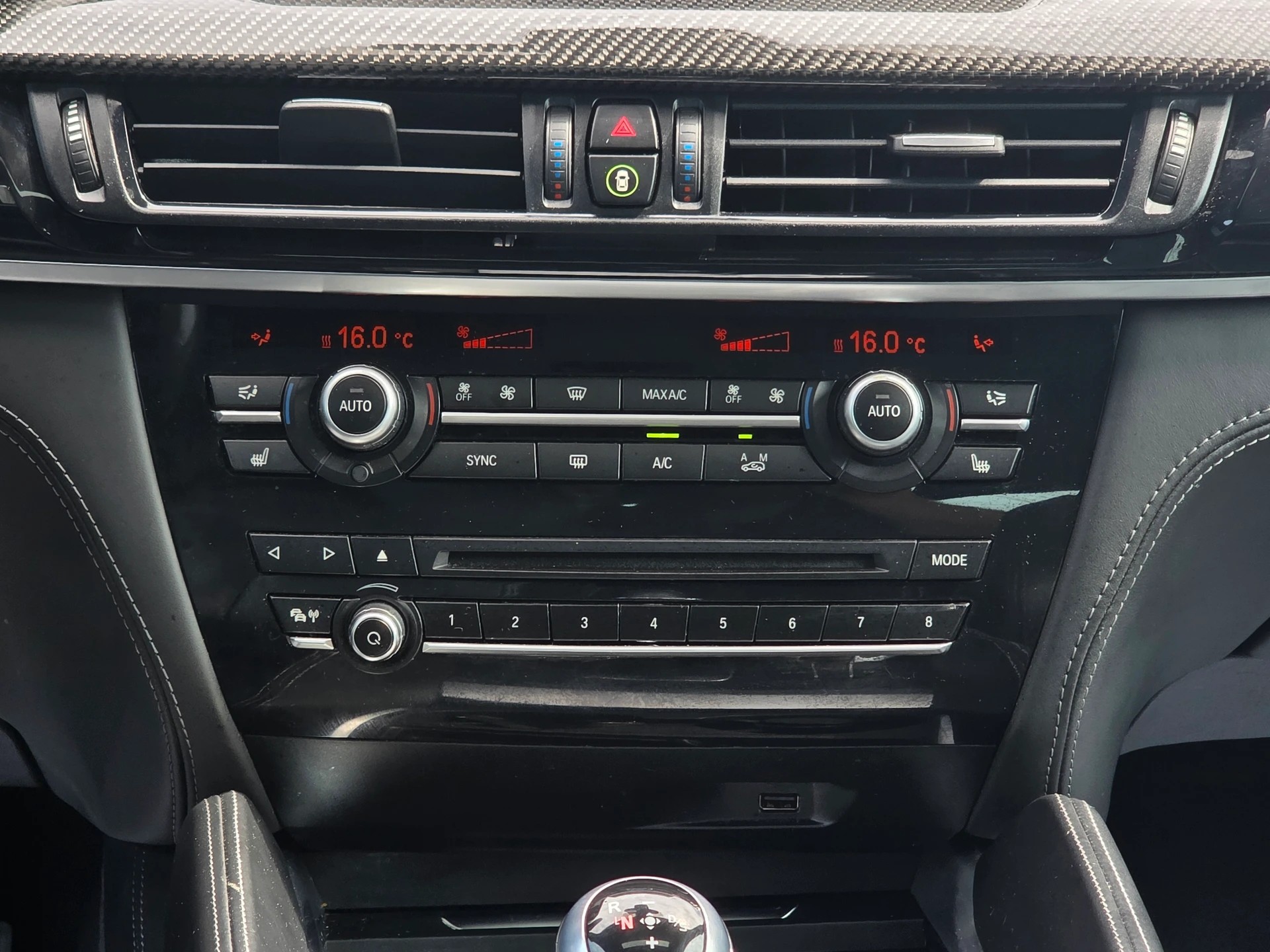 BMW X6M Edition Black Fire Steptronic * CH-Fahrzeug *-image-15