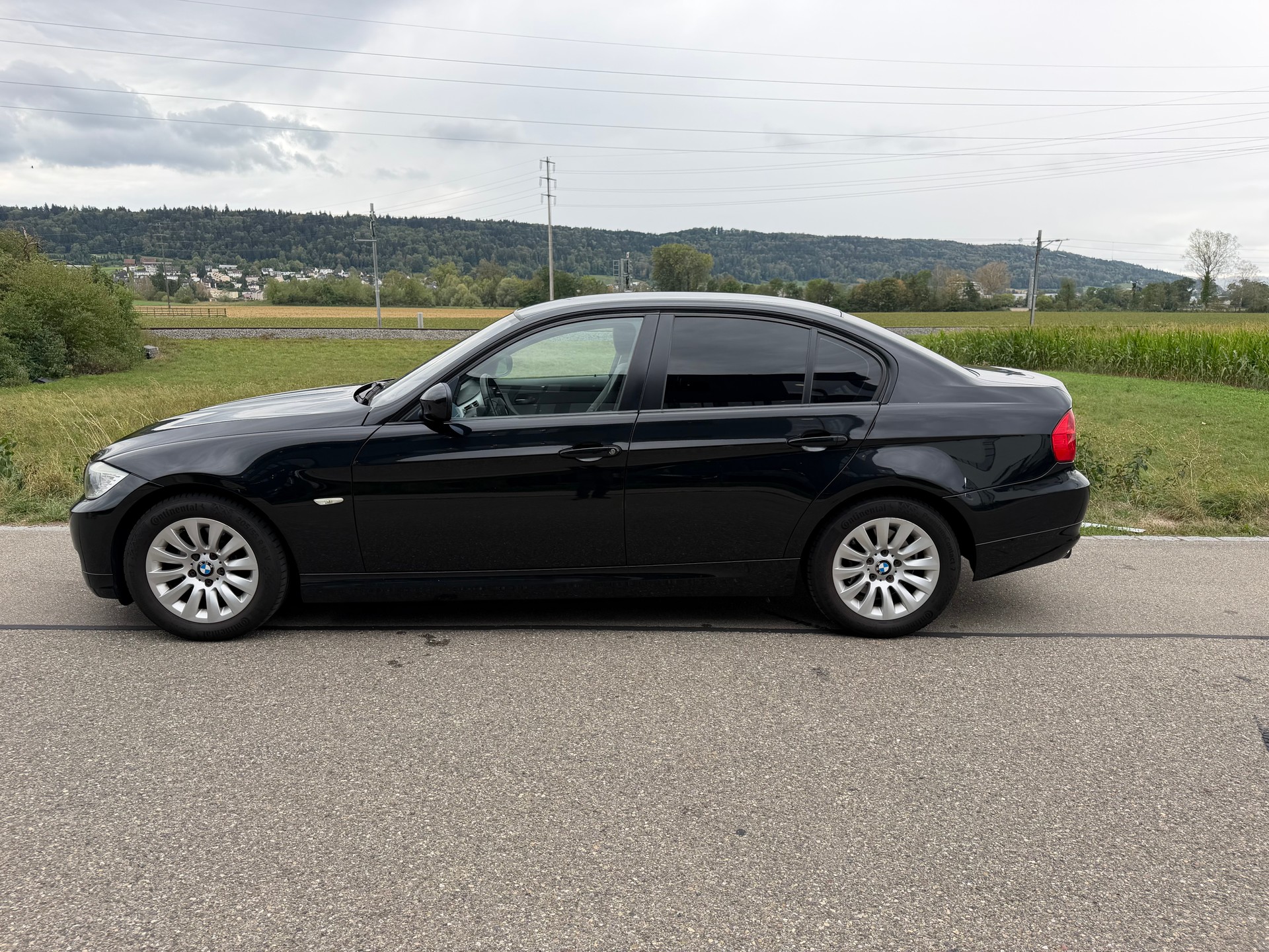 BMW 318i Steptronic-image-4