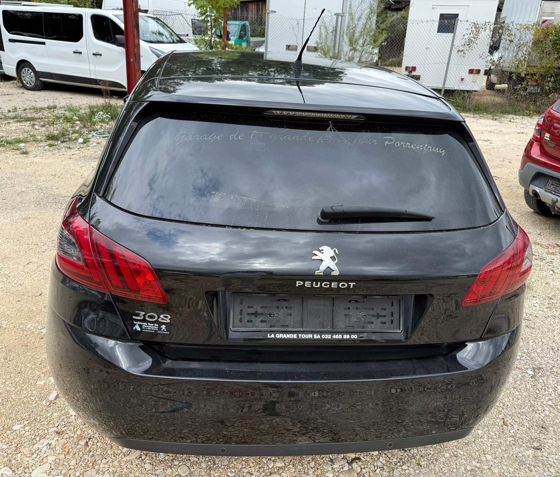 PEUGEOT 308 1.2 THP Style Automatic-image-6