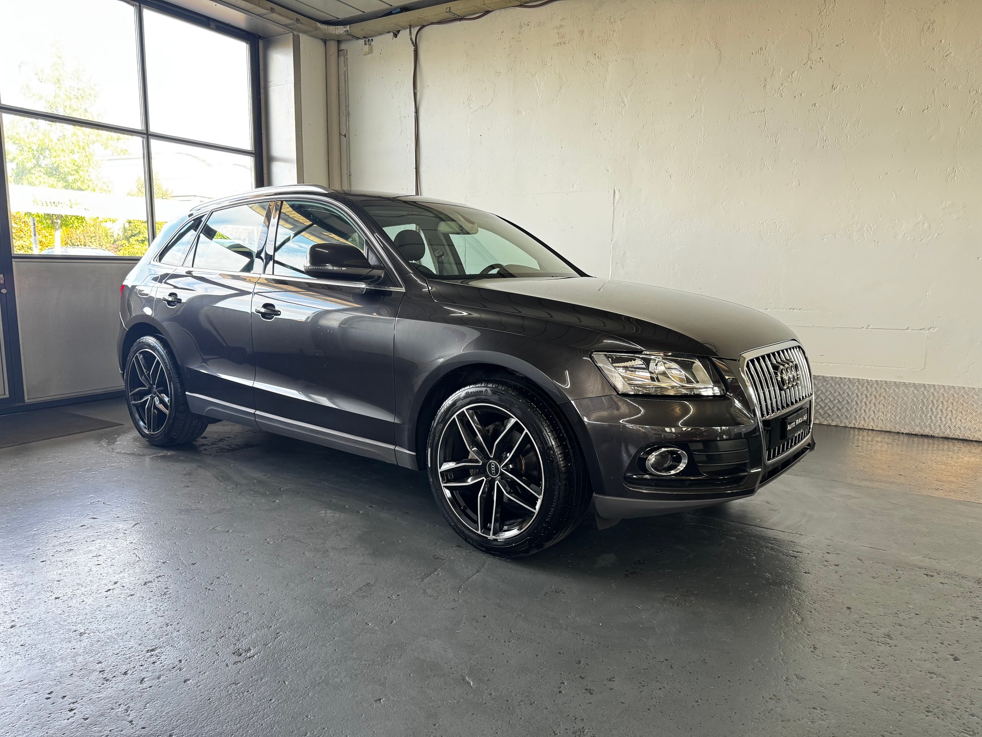 AUDI Q5 2.0 TDI-image-1