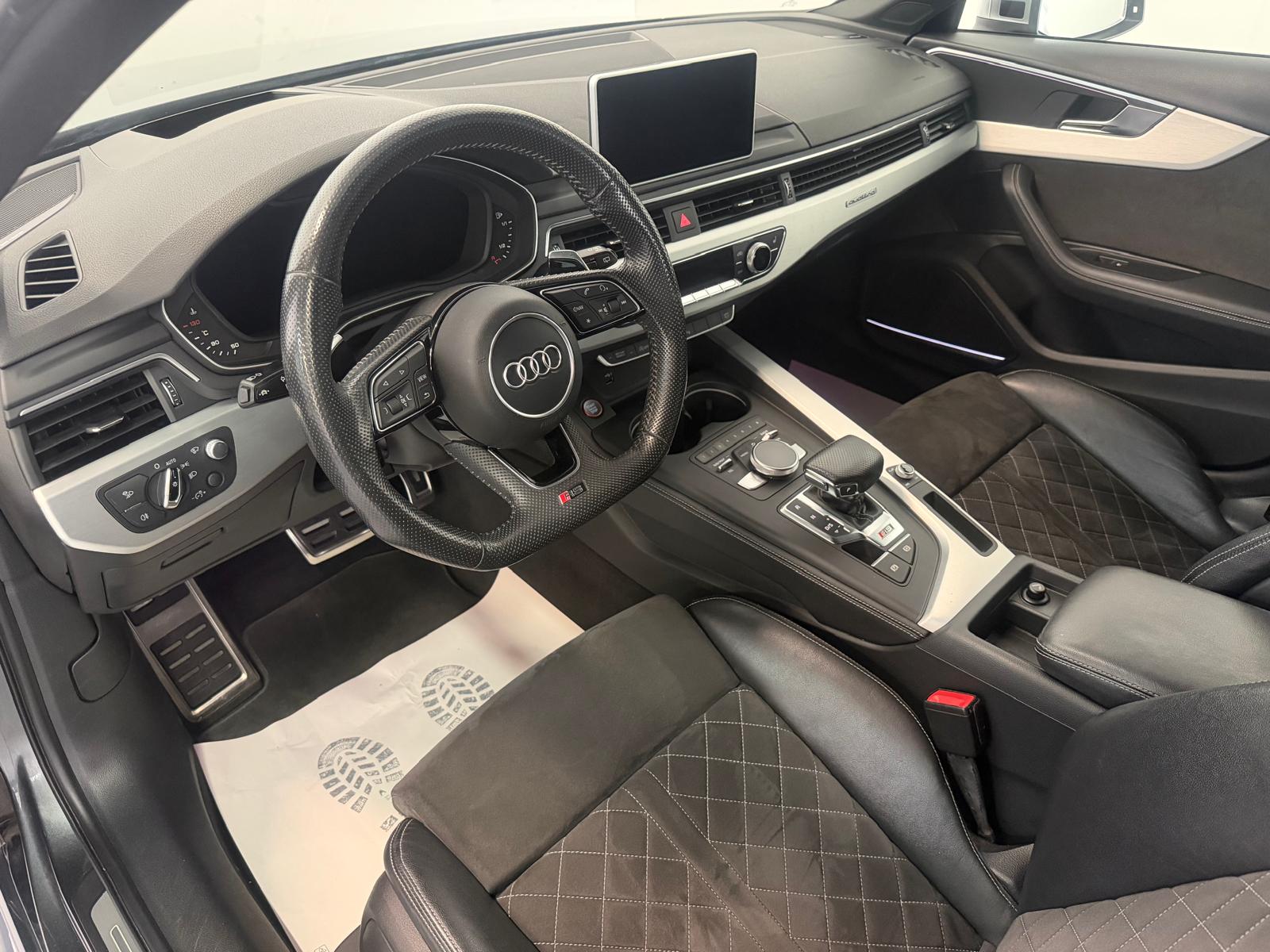 AUDI RS4 Avant 2.9 TFSI quattro tiptronic-image-15