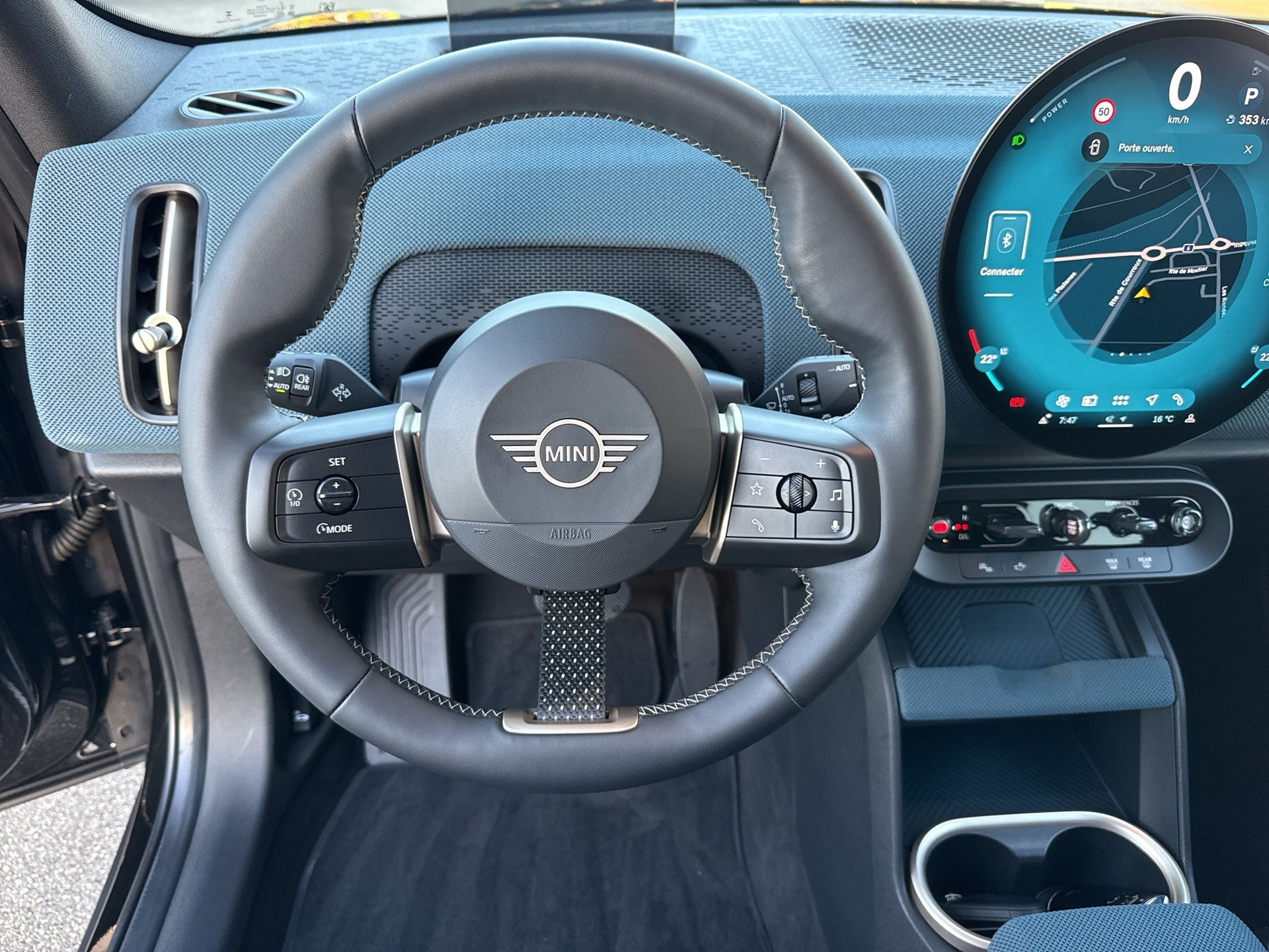 MINI Countryman C-image-11