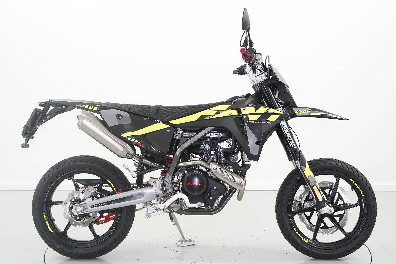 FANTIC XMF 125 Performance-showroom-element-3