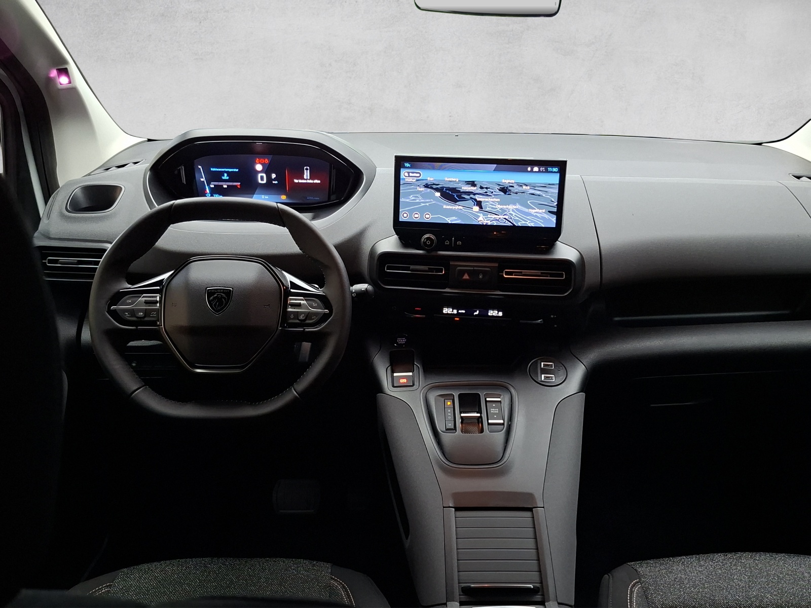 PEUGEOT Rifter Long 1.5 BlueHDi 130 Family Edition-image-8