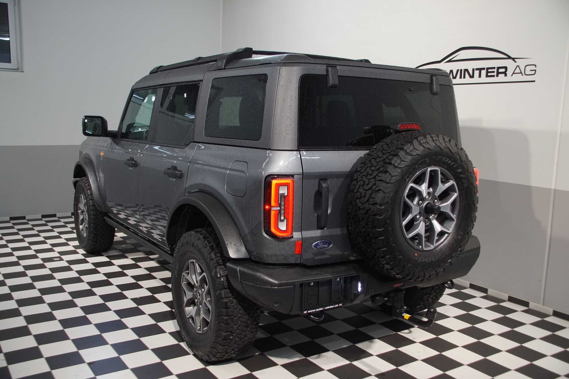 FORD Bronco 2.7 EcoB Badlands e-4WD EU-Modell (AHK)-image-13