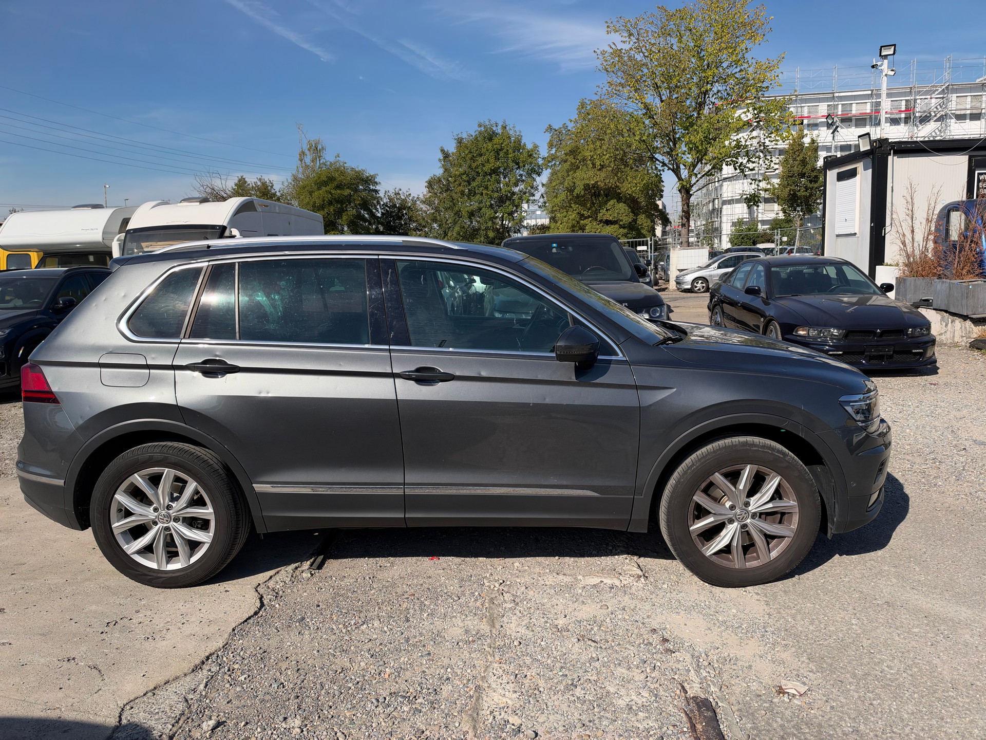VW Tiguan 2.0TSI Highline 4Motion DSG-image-3