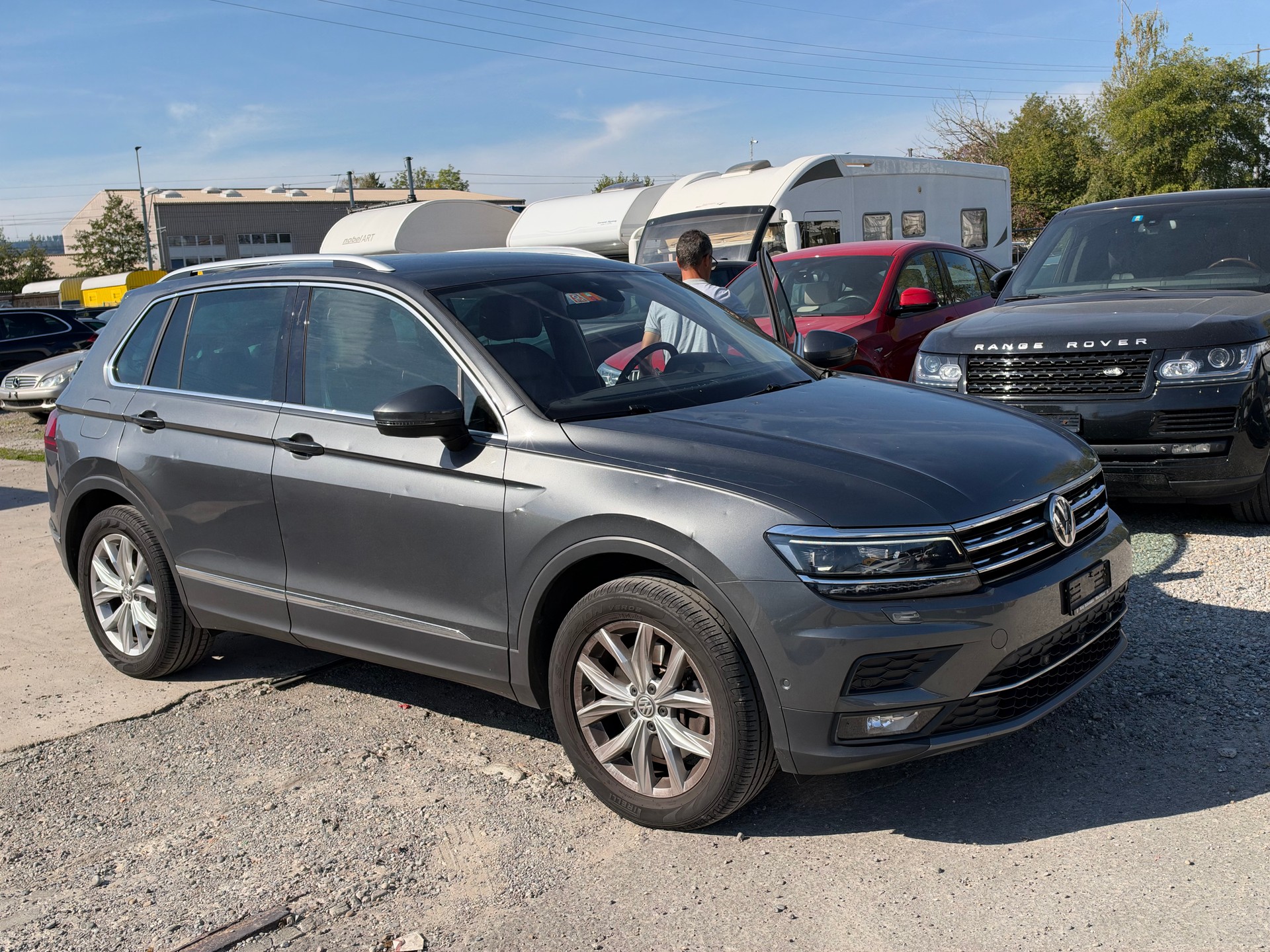 VW Tiguan 2.0TSI Highline 4Motion DSG-image-2