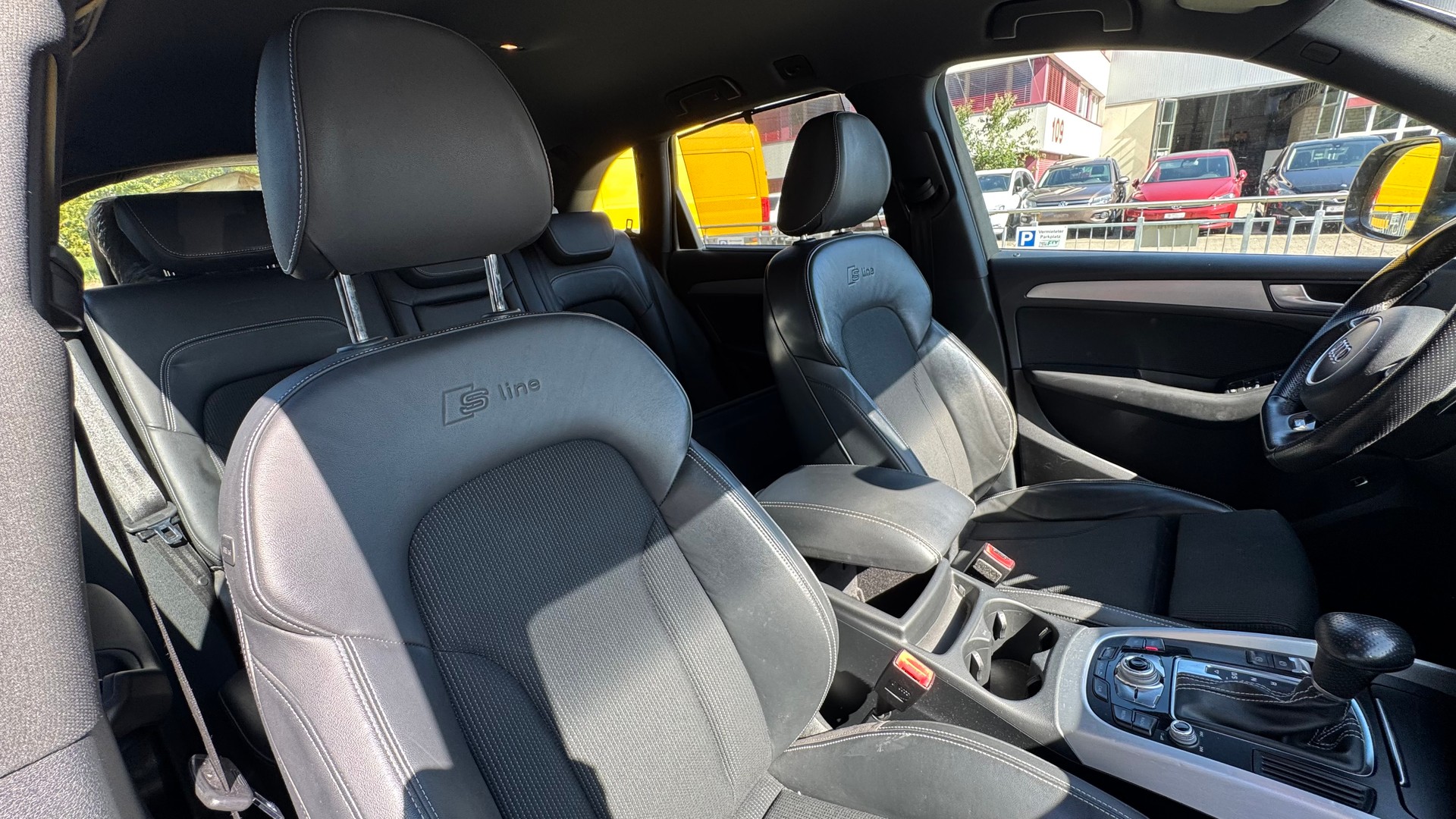 AUDI Q5 2.0 TDI quattro S-tronic-image-10