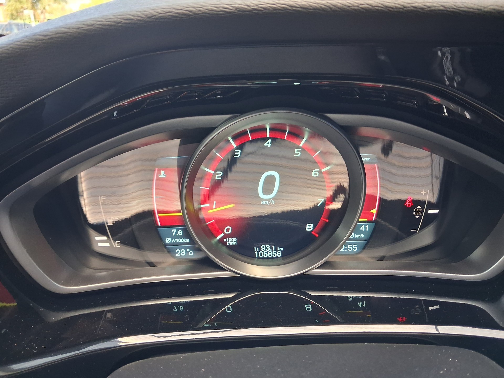 VOLVO V40 Sport200-image-9