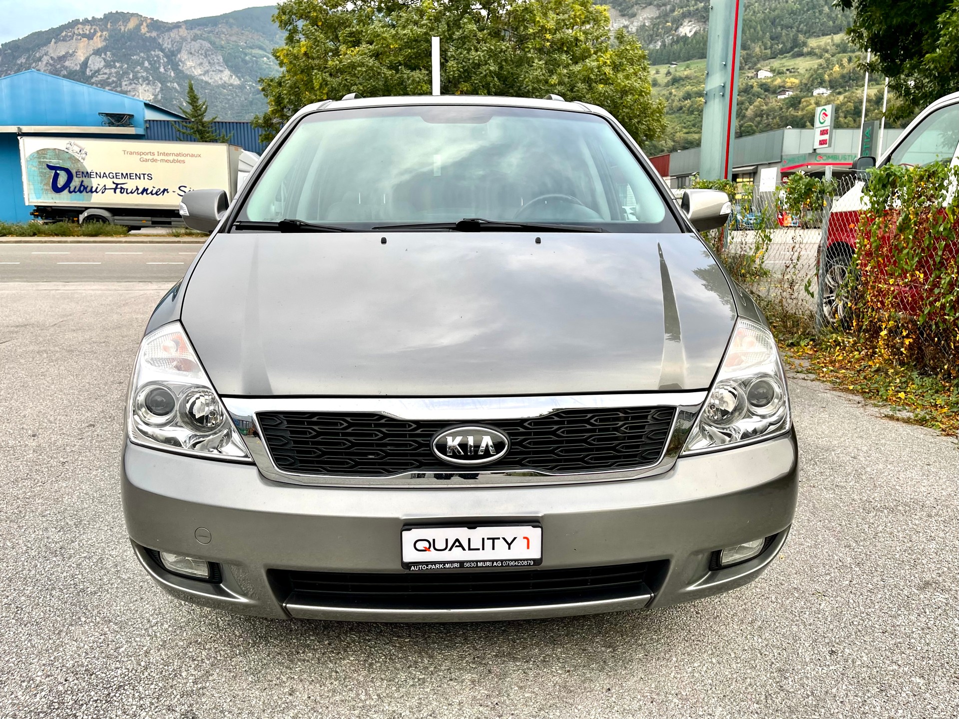 KIA Carnival 2.2 CRDi Trend Automatic-image-14