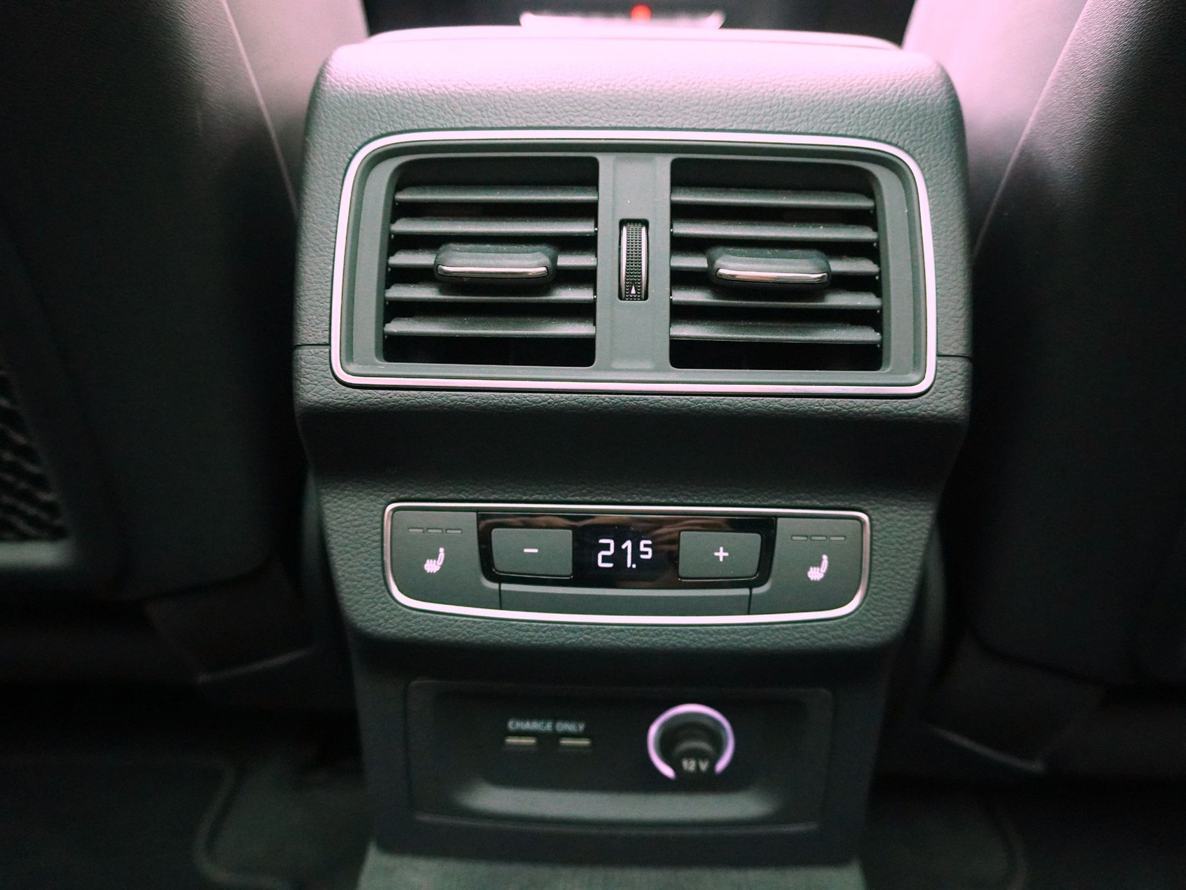 AUDI SQ5 3.0 V6 TDI quattro T-Tronic-image-12