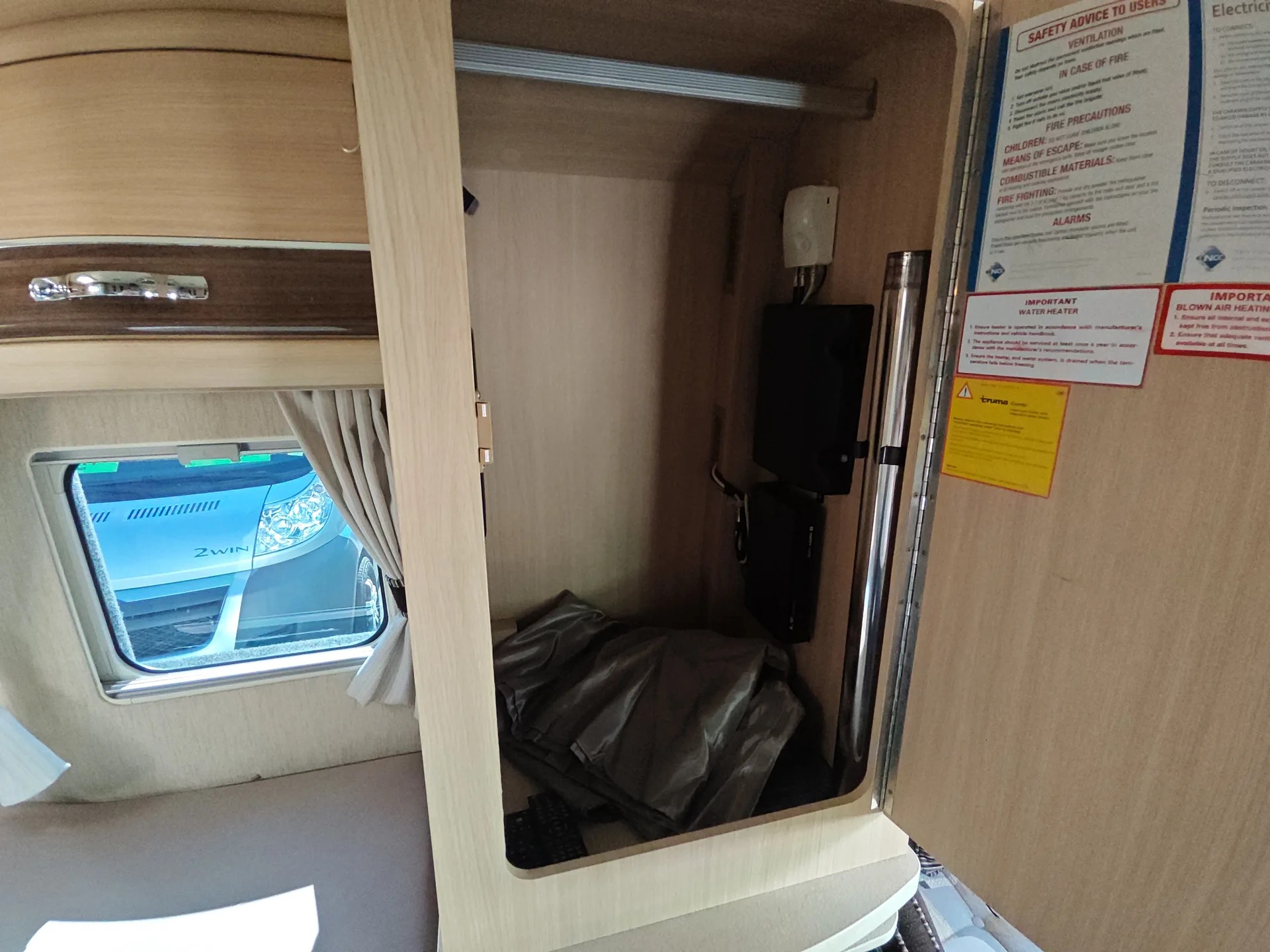 AUTO-SLEEPERS AS Kingham-image-24