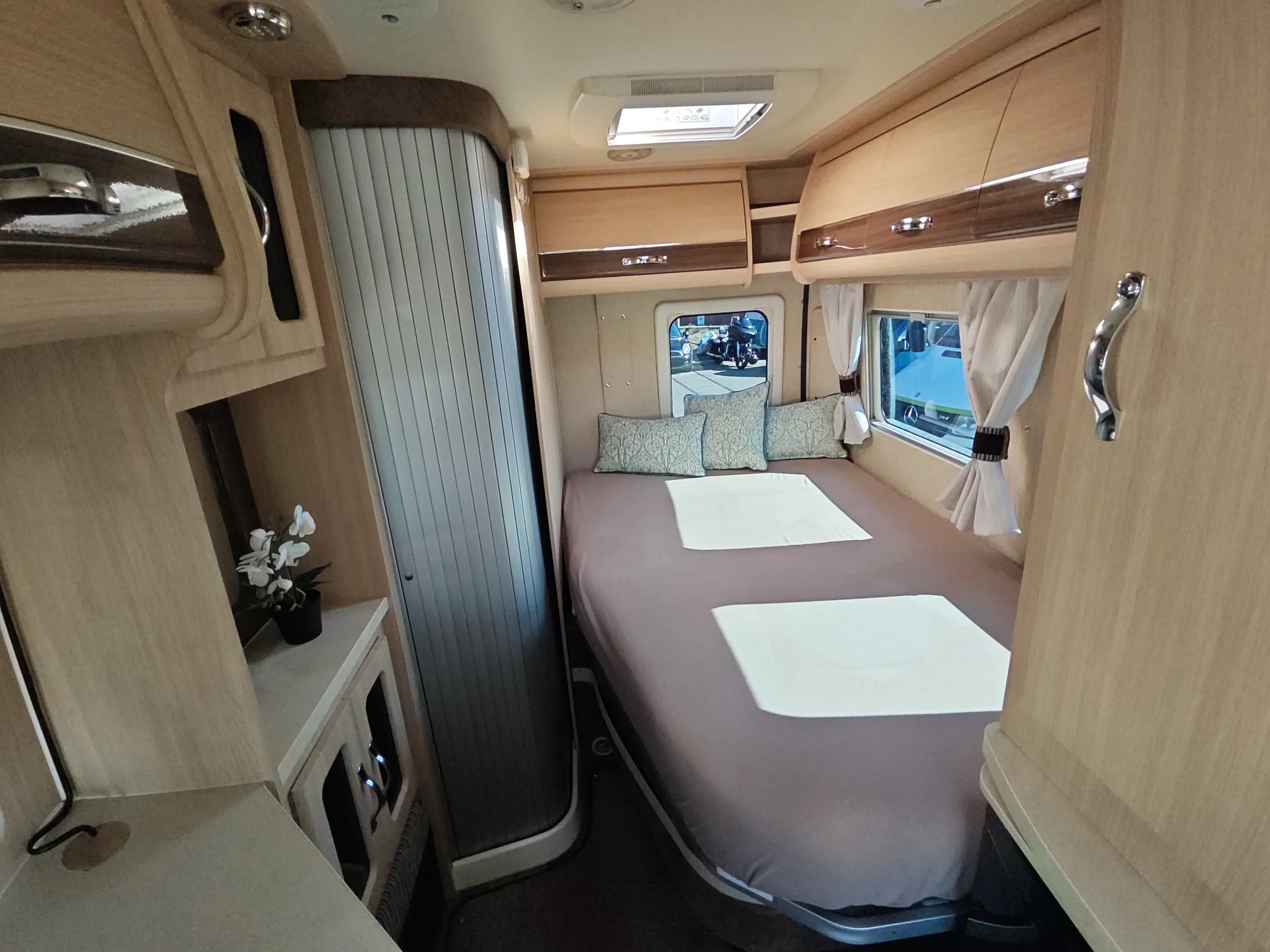 AUTO-SLEEPERS AS Kingham-image-13