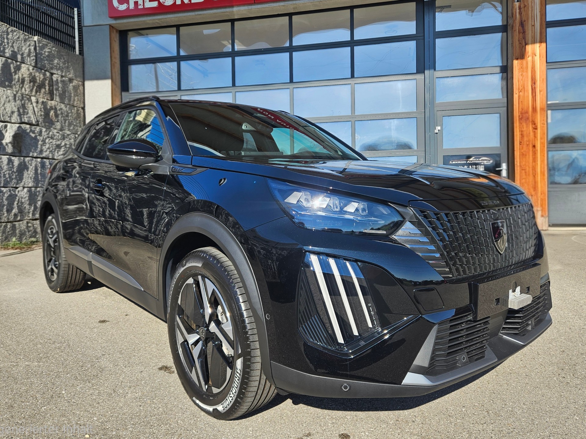 PEUGEOT 2008 1.2 145 MHEV GT-image-0