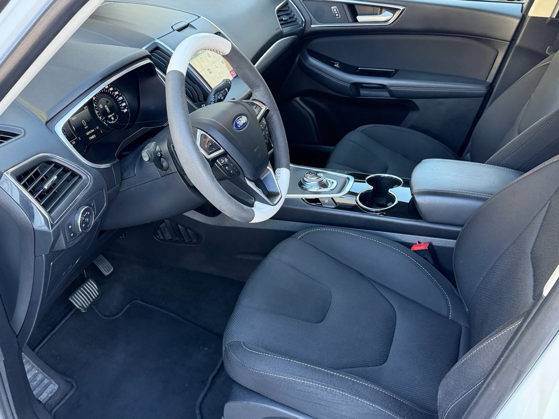 FORD S-Max 2.0 TDCi Titanium Automatic-image-8