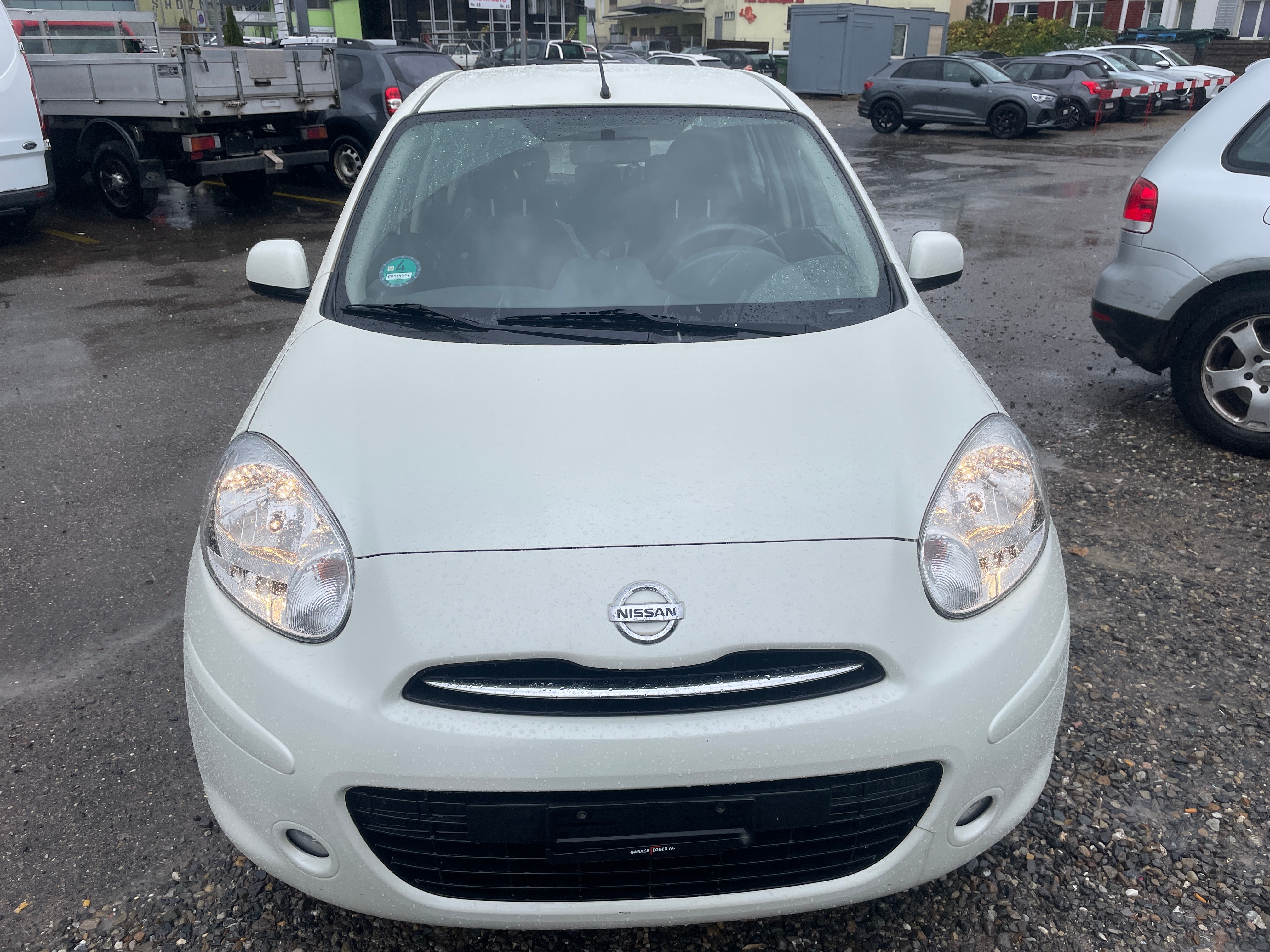 Car photo