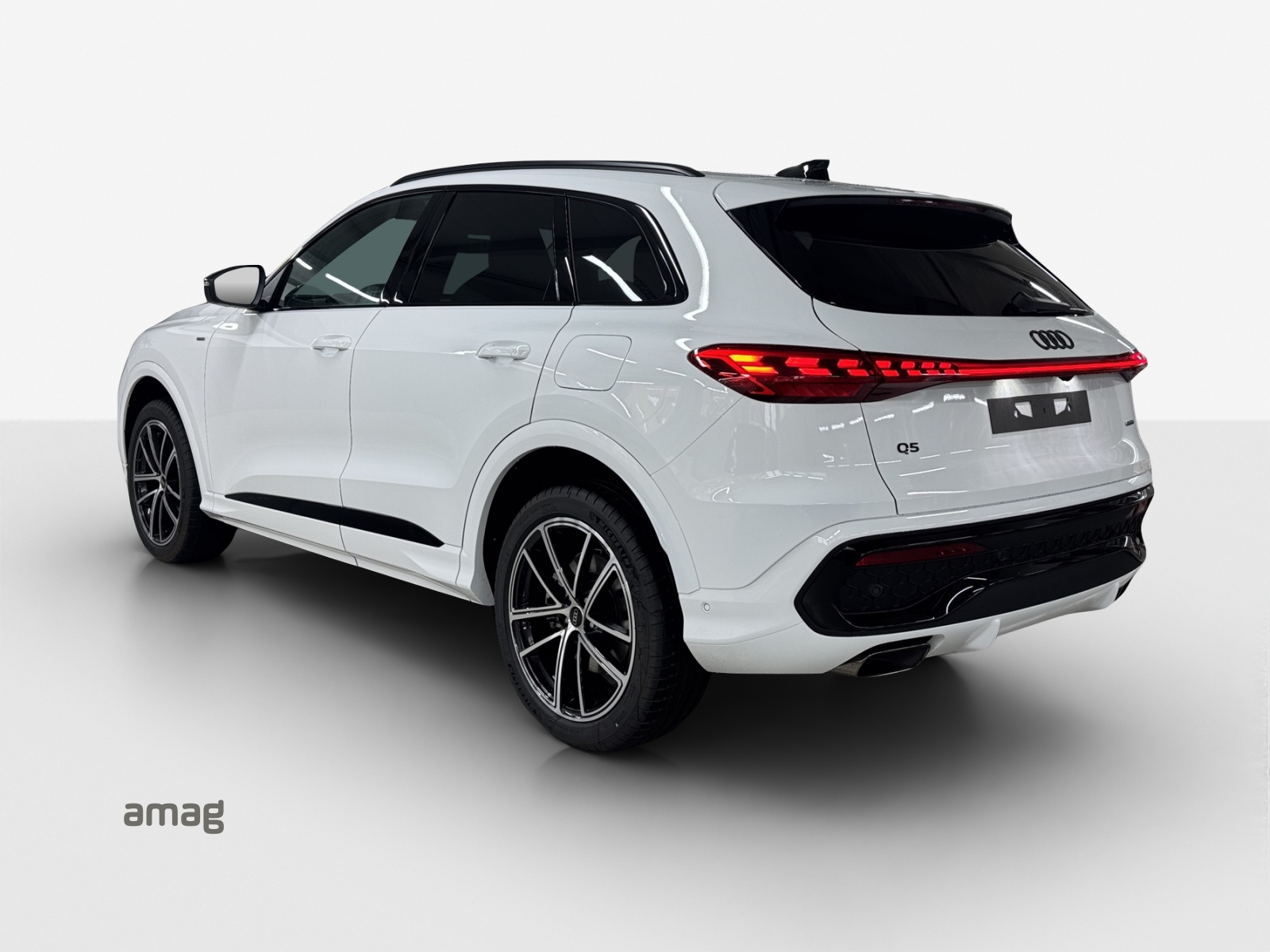 AUDI Q5 e-hybrid quattro 220 kW S-tronic-image-2