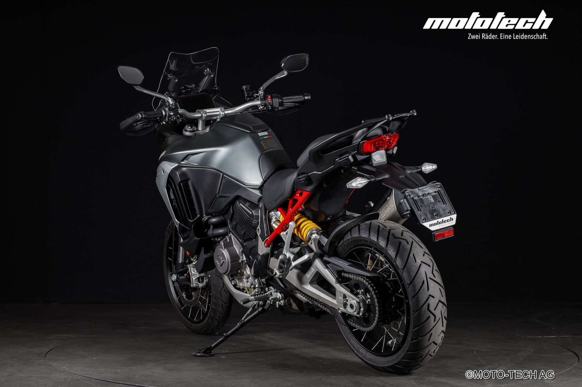 DUCATI Multistrada V4 S Radar-showroom-element-3