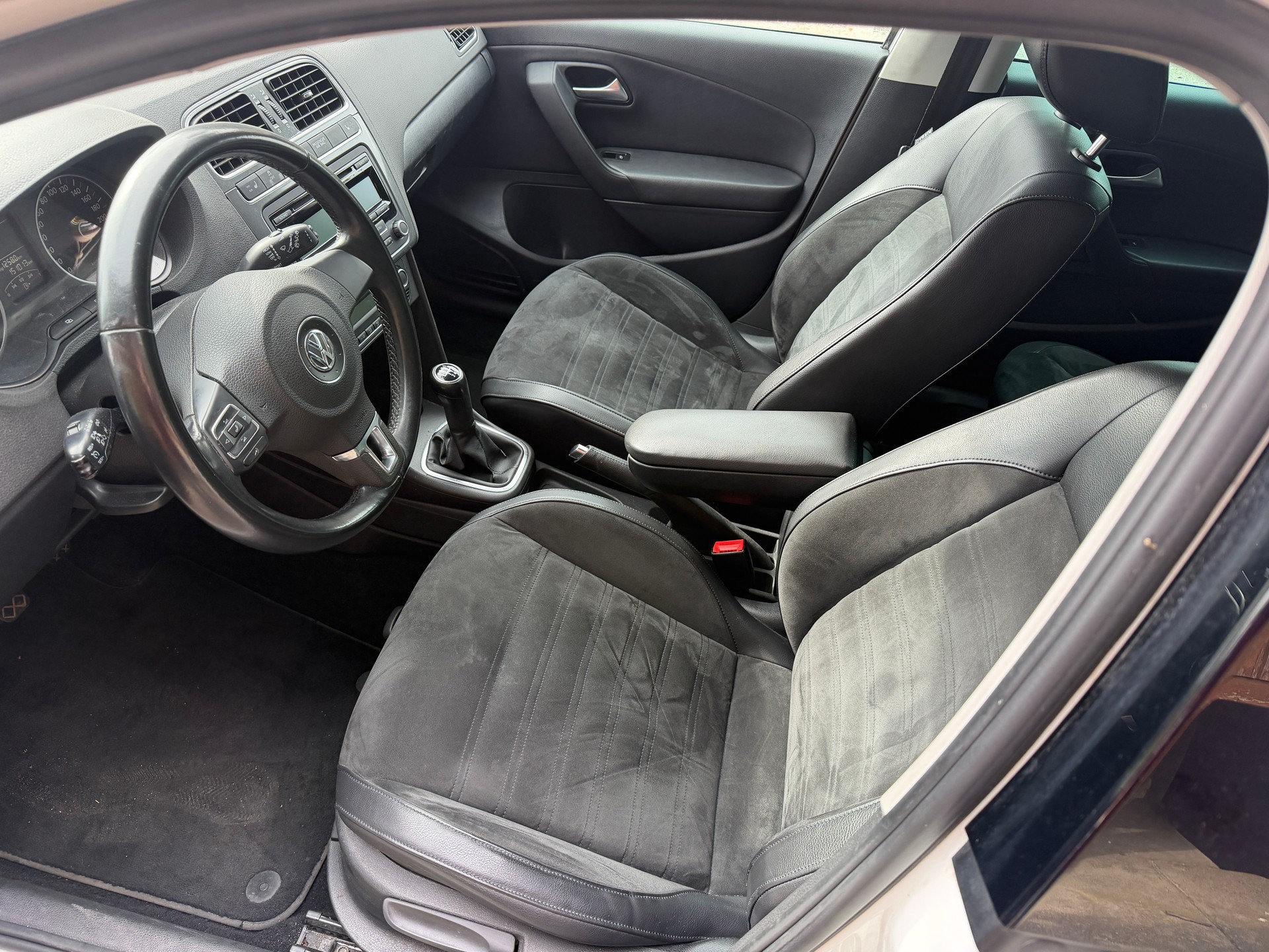 VW Polo 1.2 TSI Comfortline-image-6