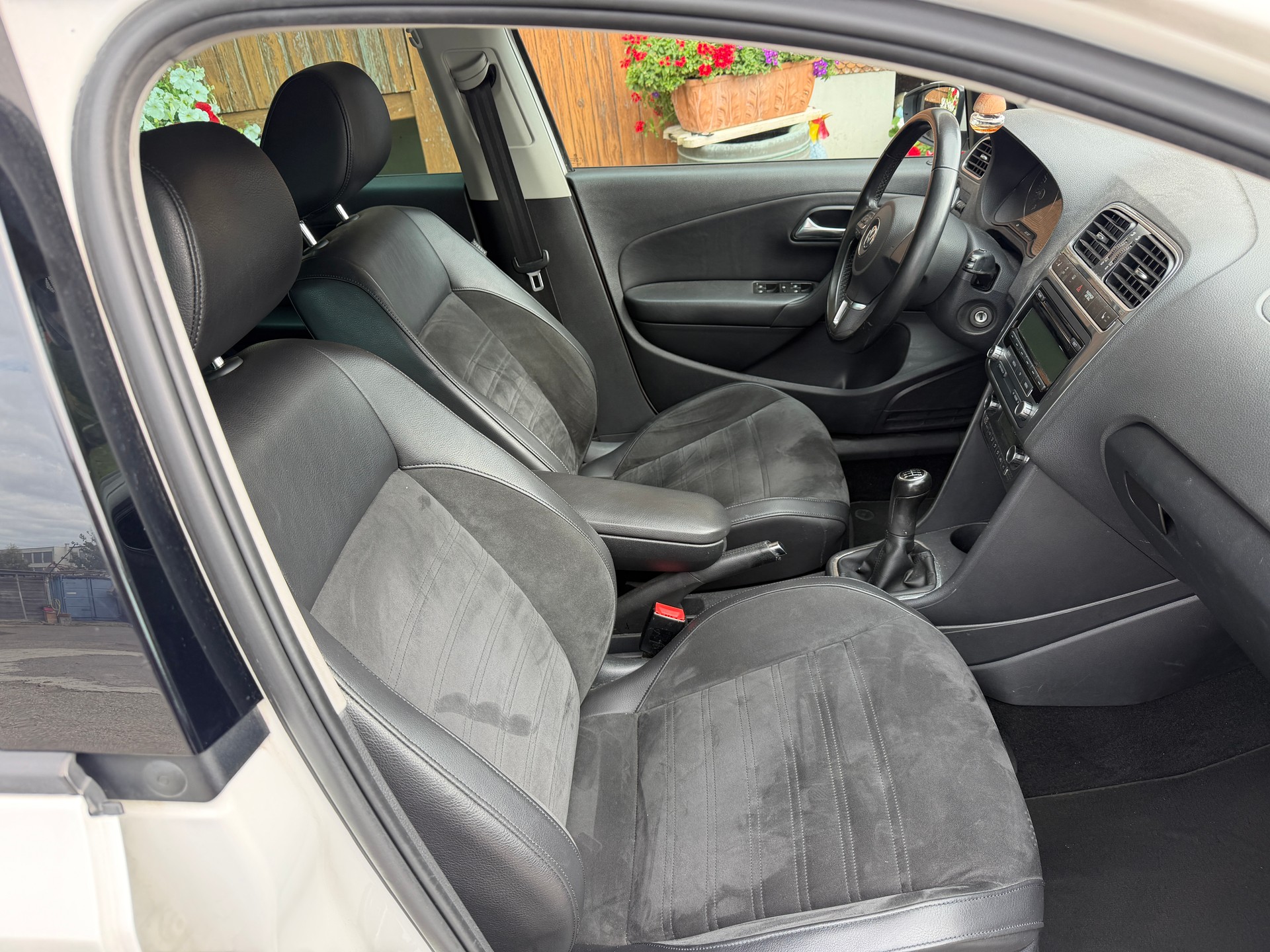 VW Polo 1.2 TSI Comfortline-image-7