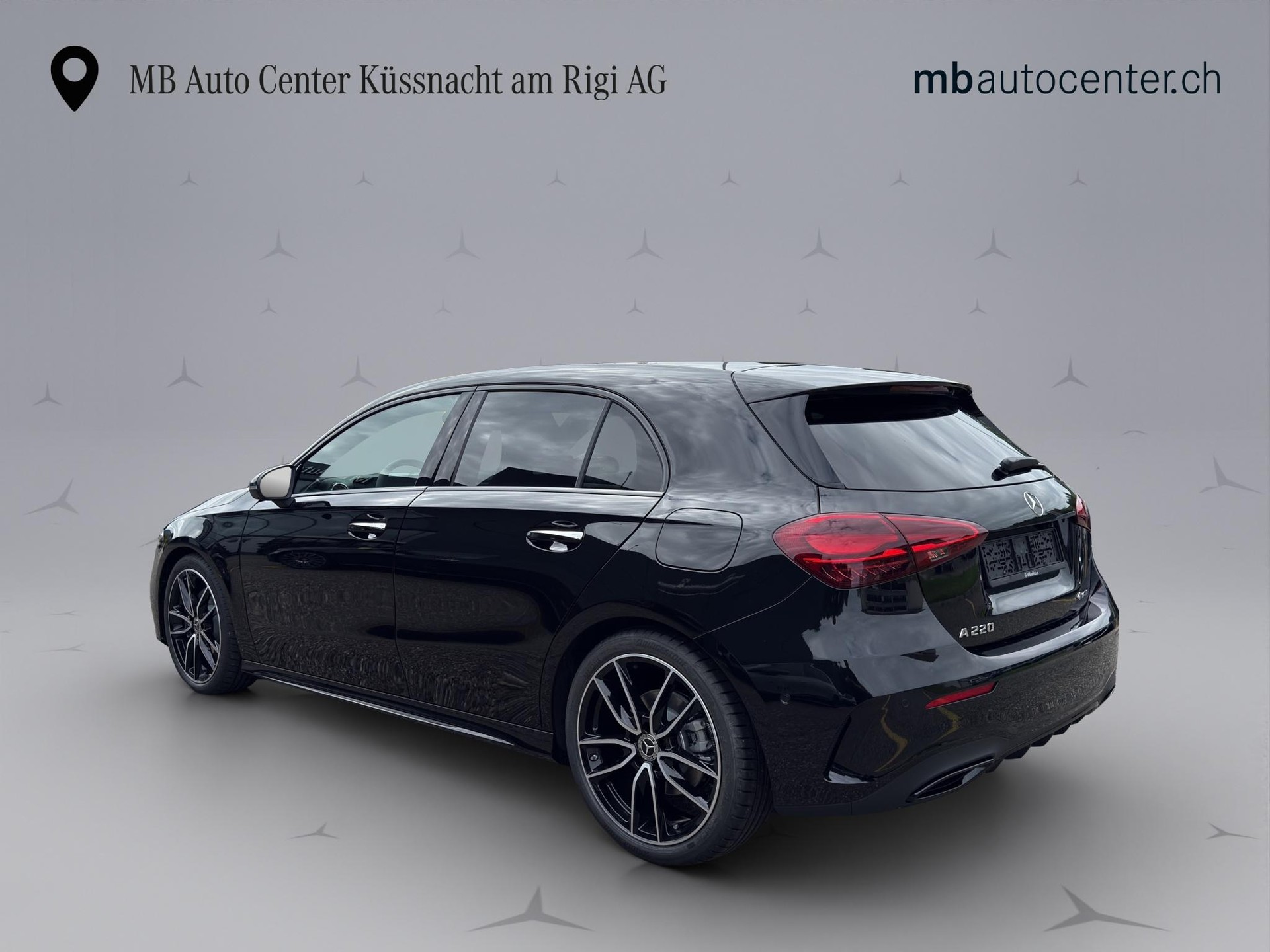 MERCEDES-BENZ A-Klasse W177 A 220 4m-image-3