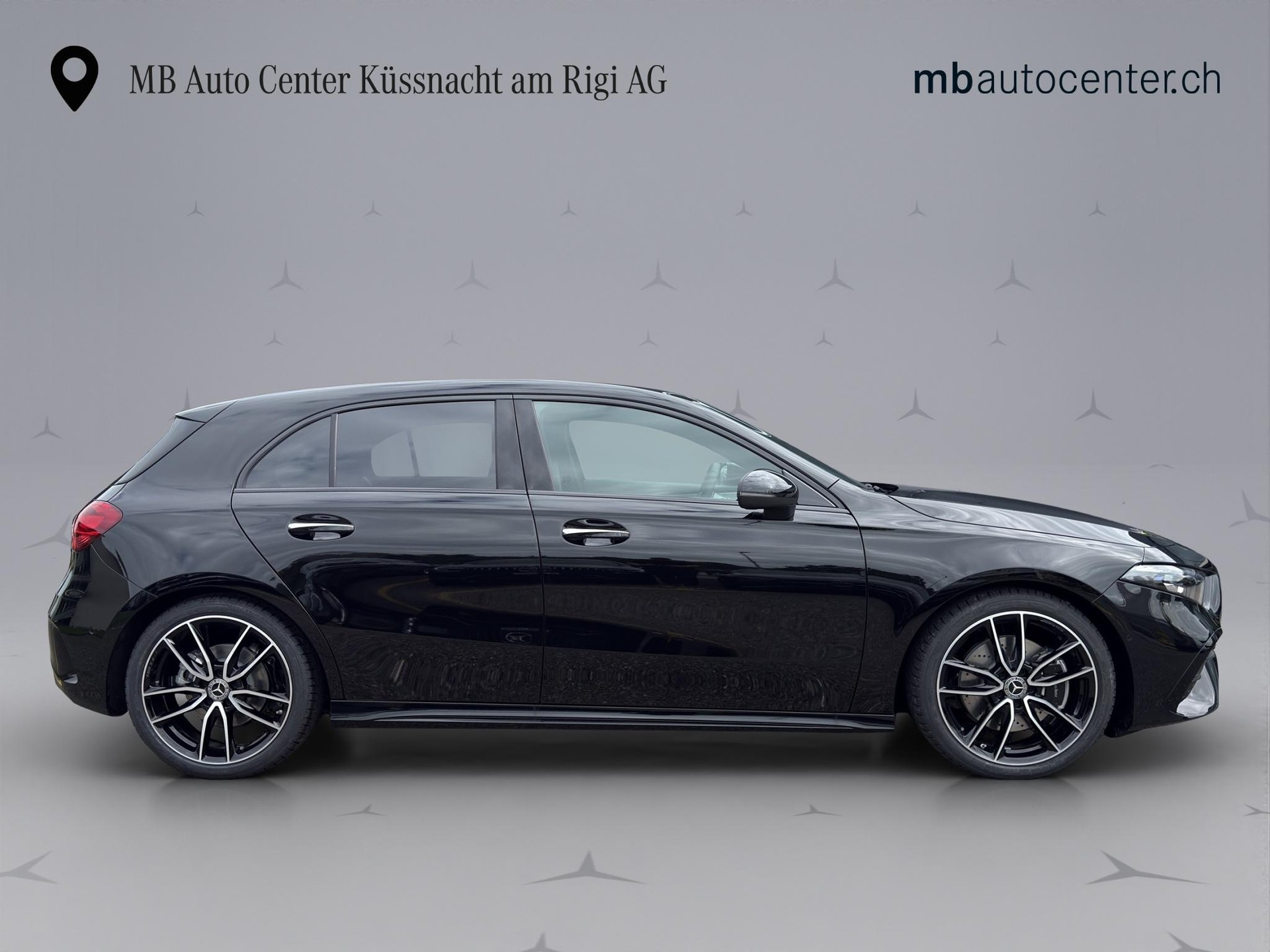 MERCEDES-BENZ A-Klasse W177 A 220 4m-image-6