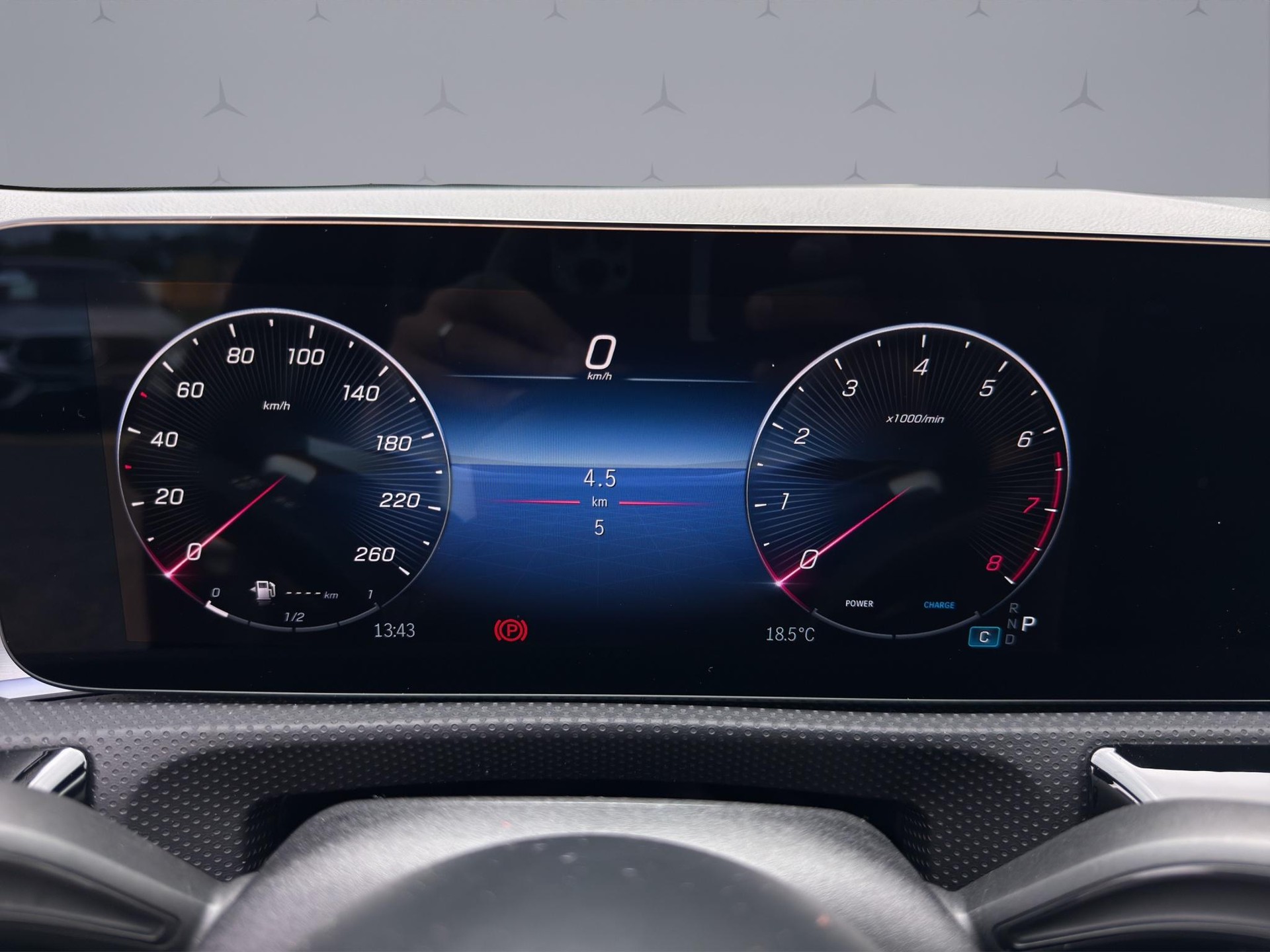 MERCEDES-BENZ A-Klasse W177 A 220 4m-image-10