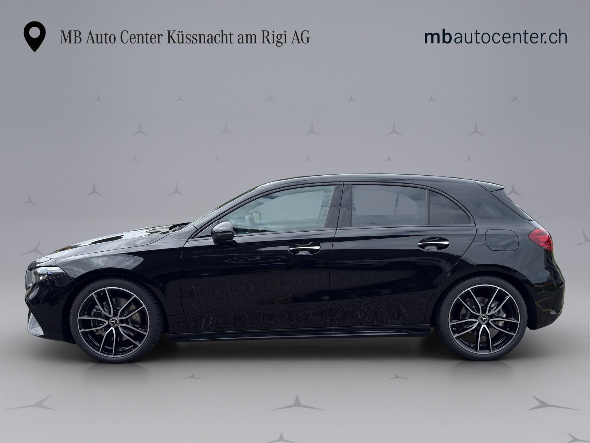MERCEDES-BENZ A-Klasse W177 A 220 4m-image-2