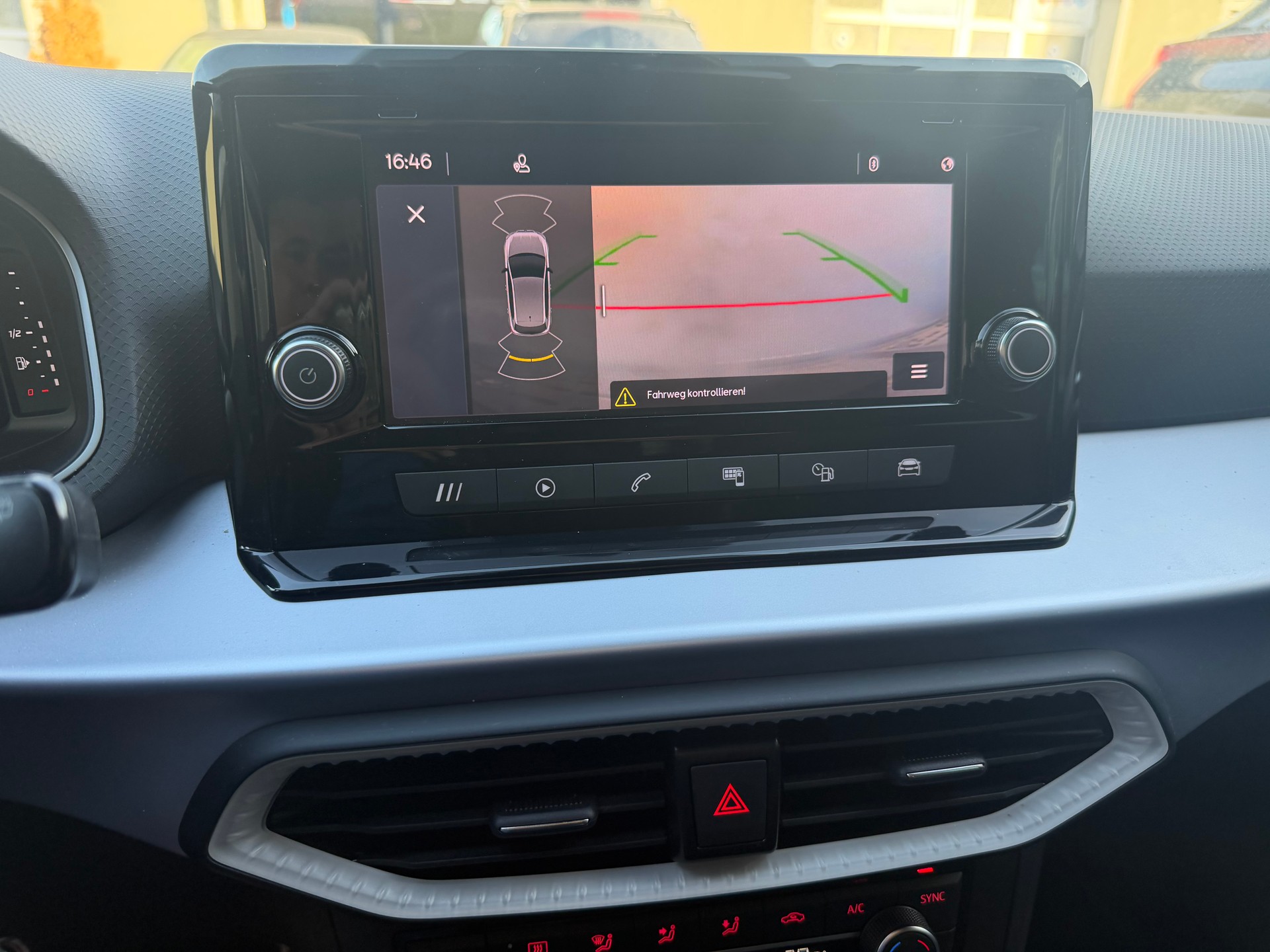 SEAT SEAT IBIZA-image-10