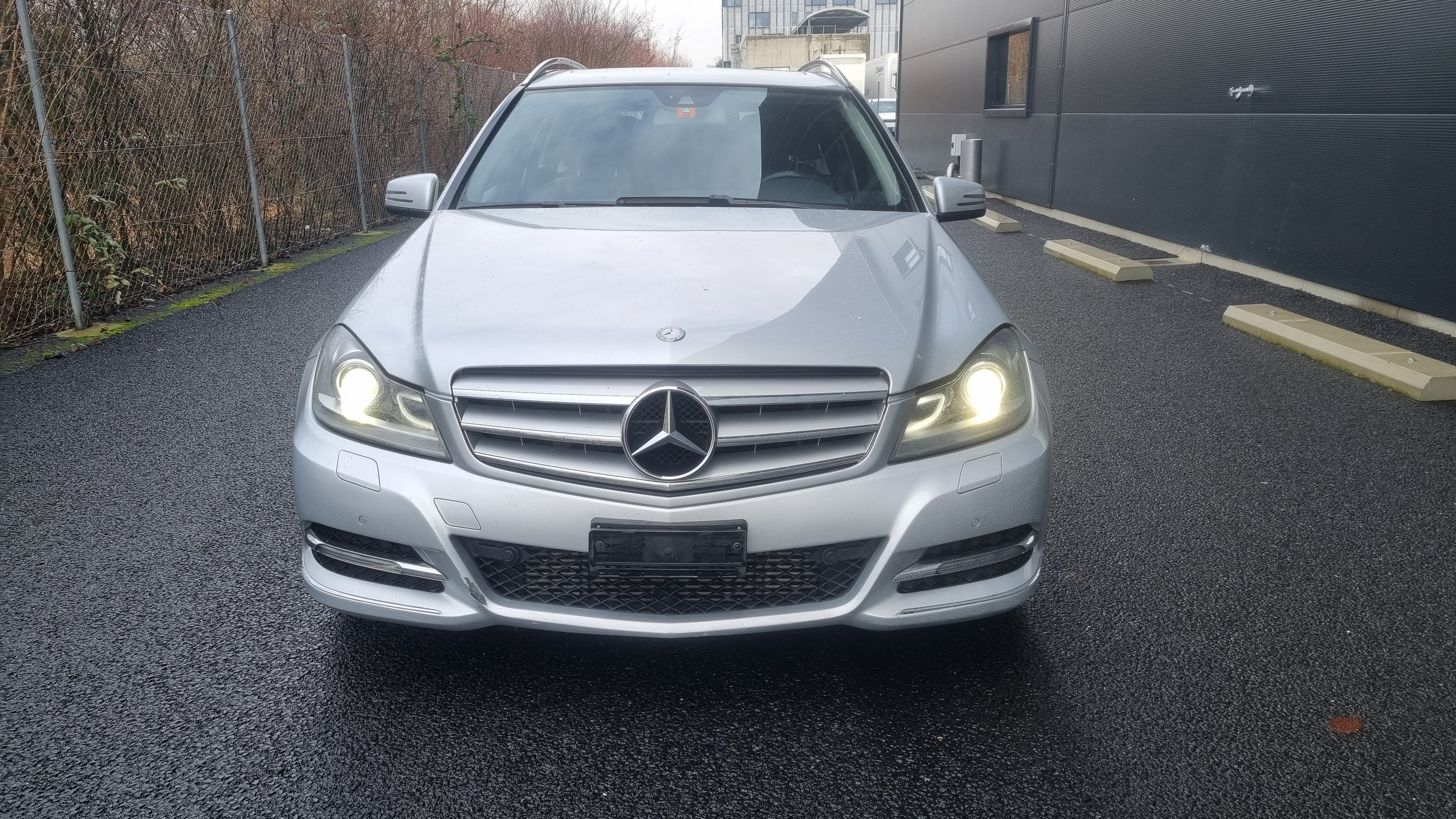 Car photo