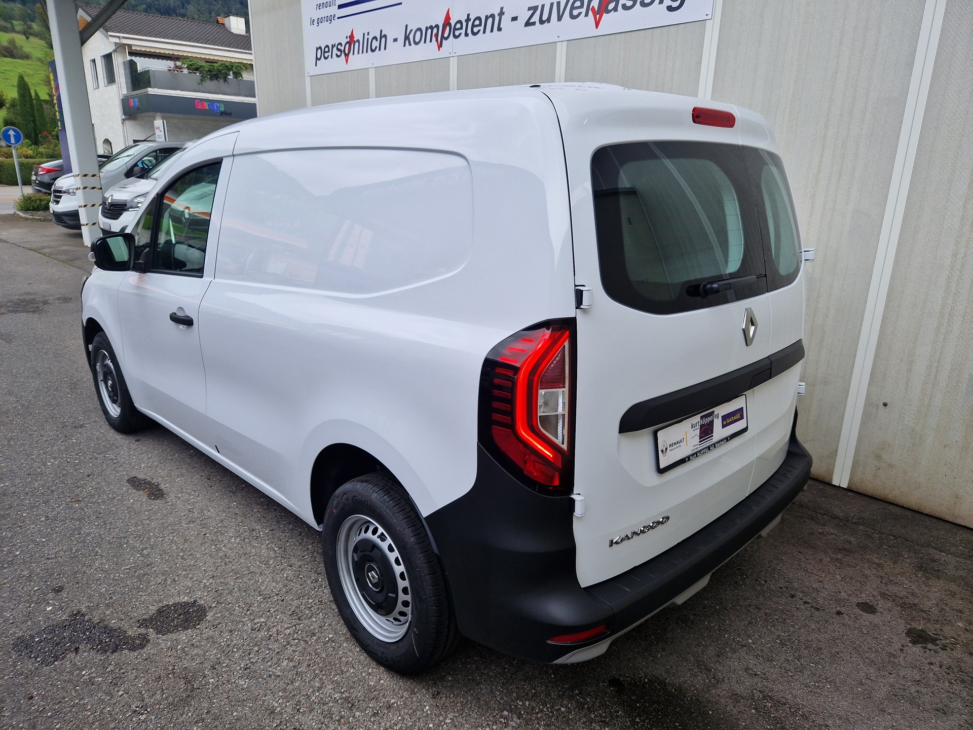 RENAULT KANGOO Van 1.3 TCe Advance-image-3