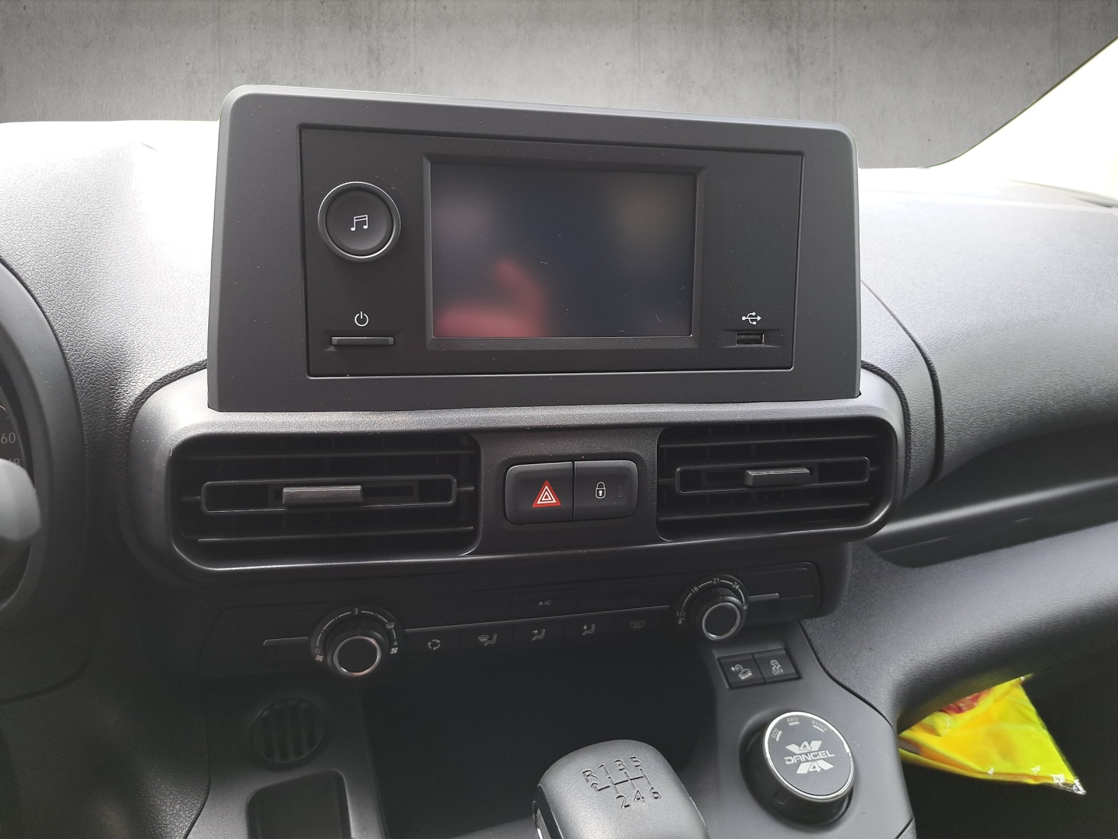 OPEL Combo Cargo 2.4 t 1.5 D S/S (4x4)-image-11