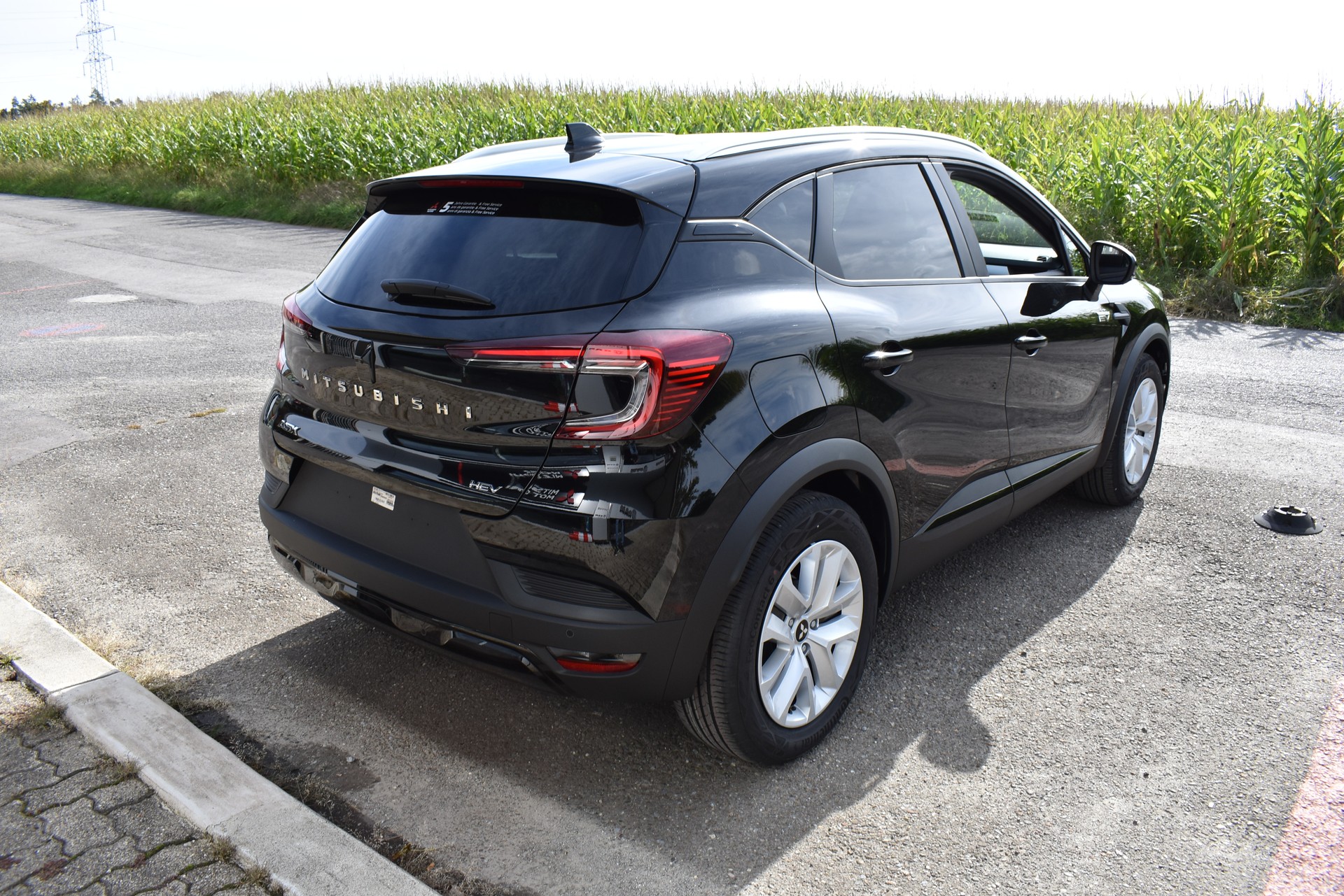 MITSUBISHI ASX 1.6 HEV Invite-image-6
