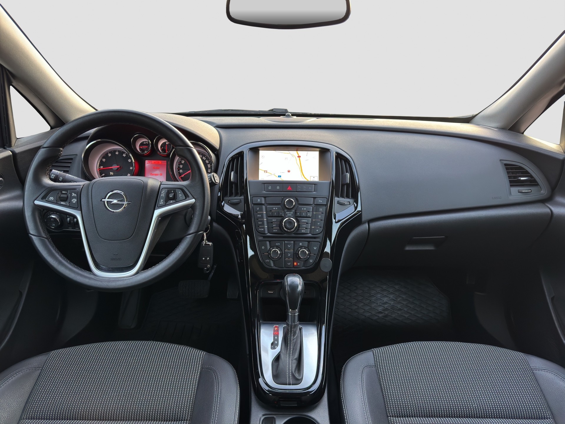 OPEL Astra SportsTourer 1.6i 16V Turbo Cosmo Automatic-image-3