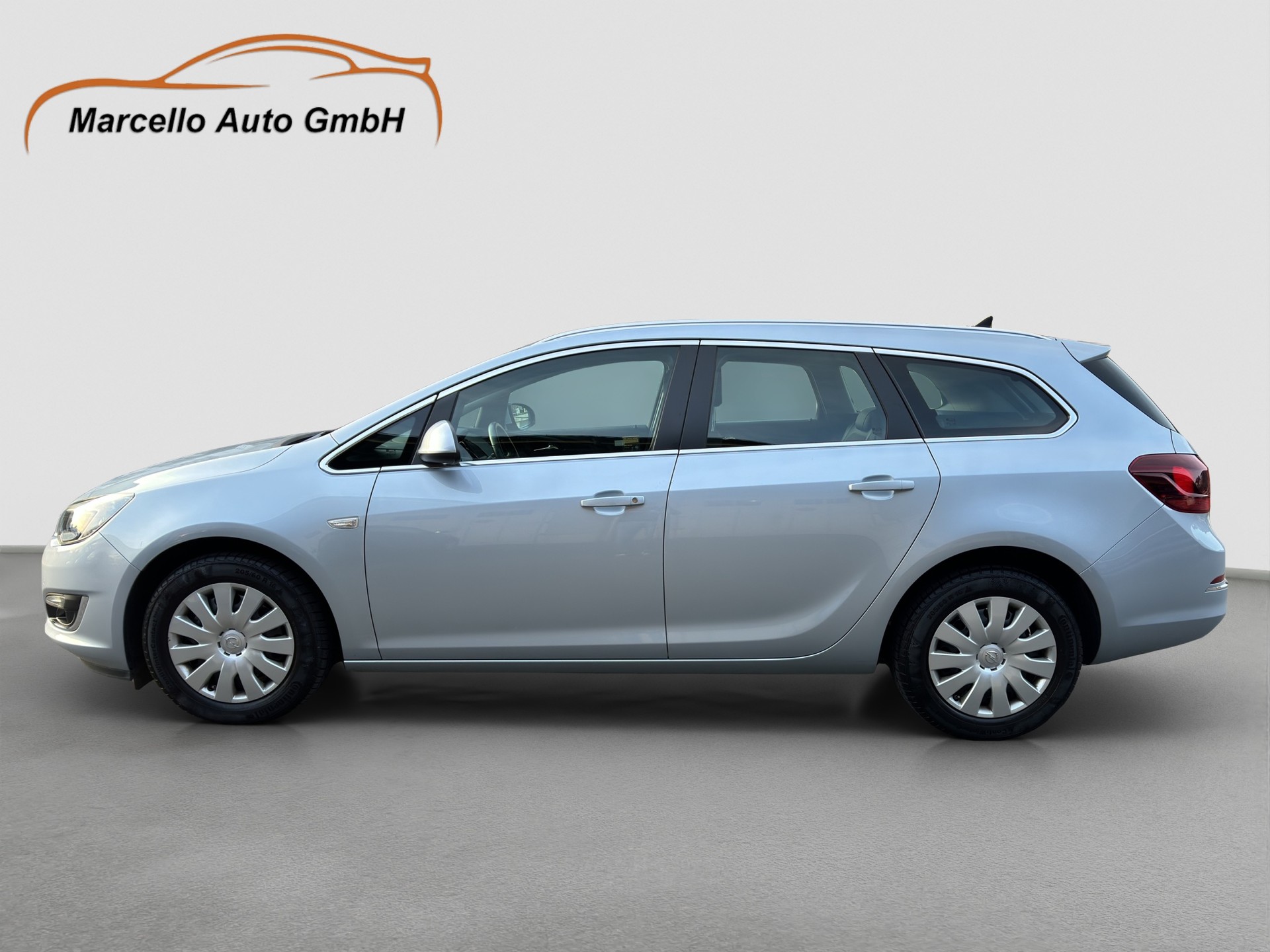 OPEL Astra SportsTourer 1.6i 16V Turbo Cosmo Automatic-image-1