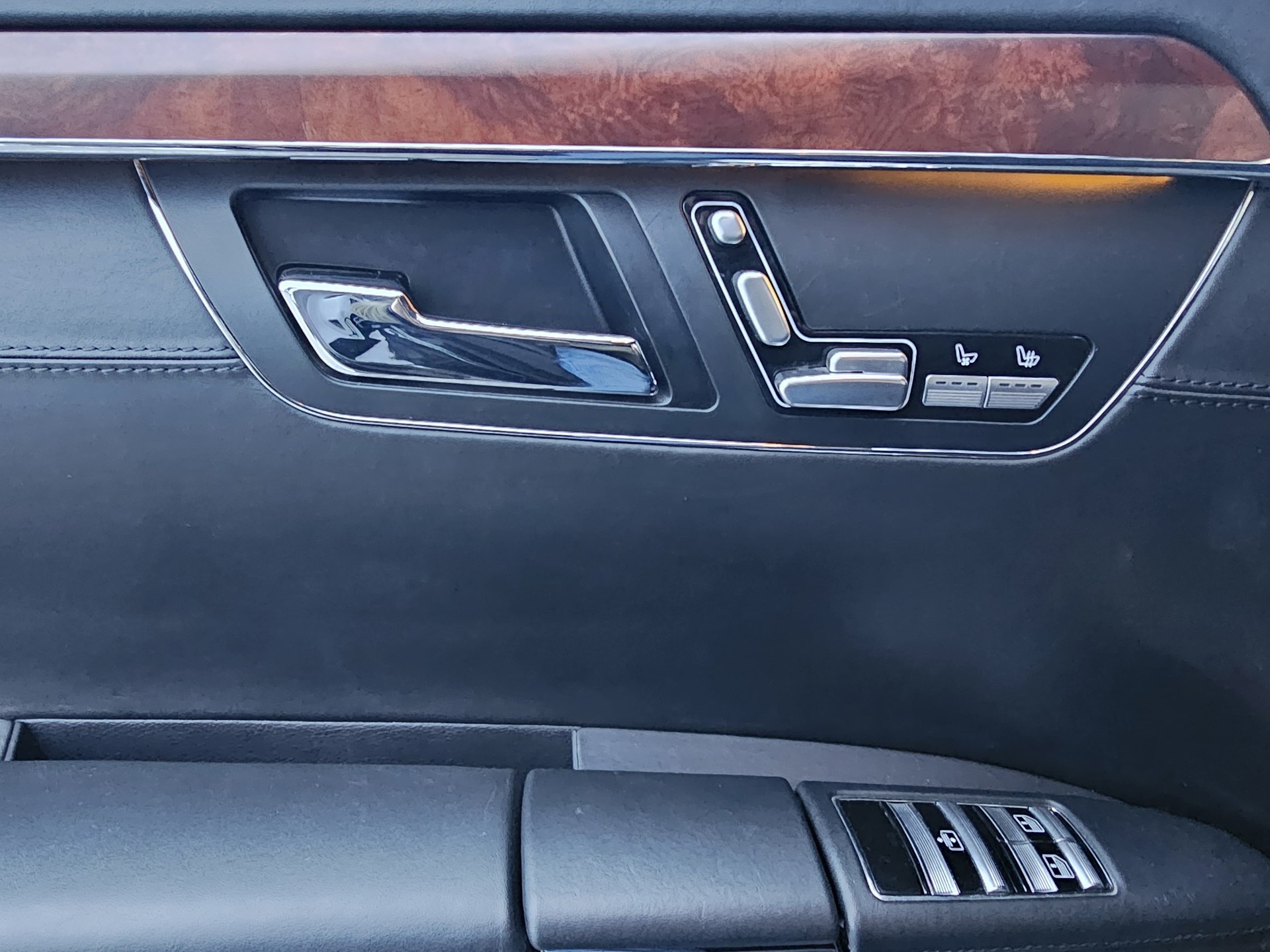 MERCEDES-BENZ S 450 L 4Matic 7G-Tronic-image-14
