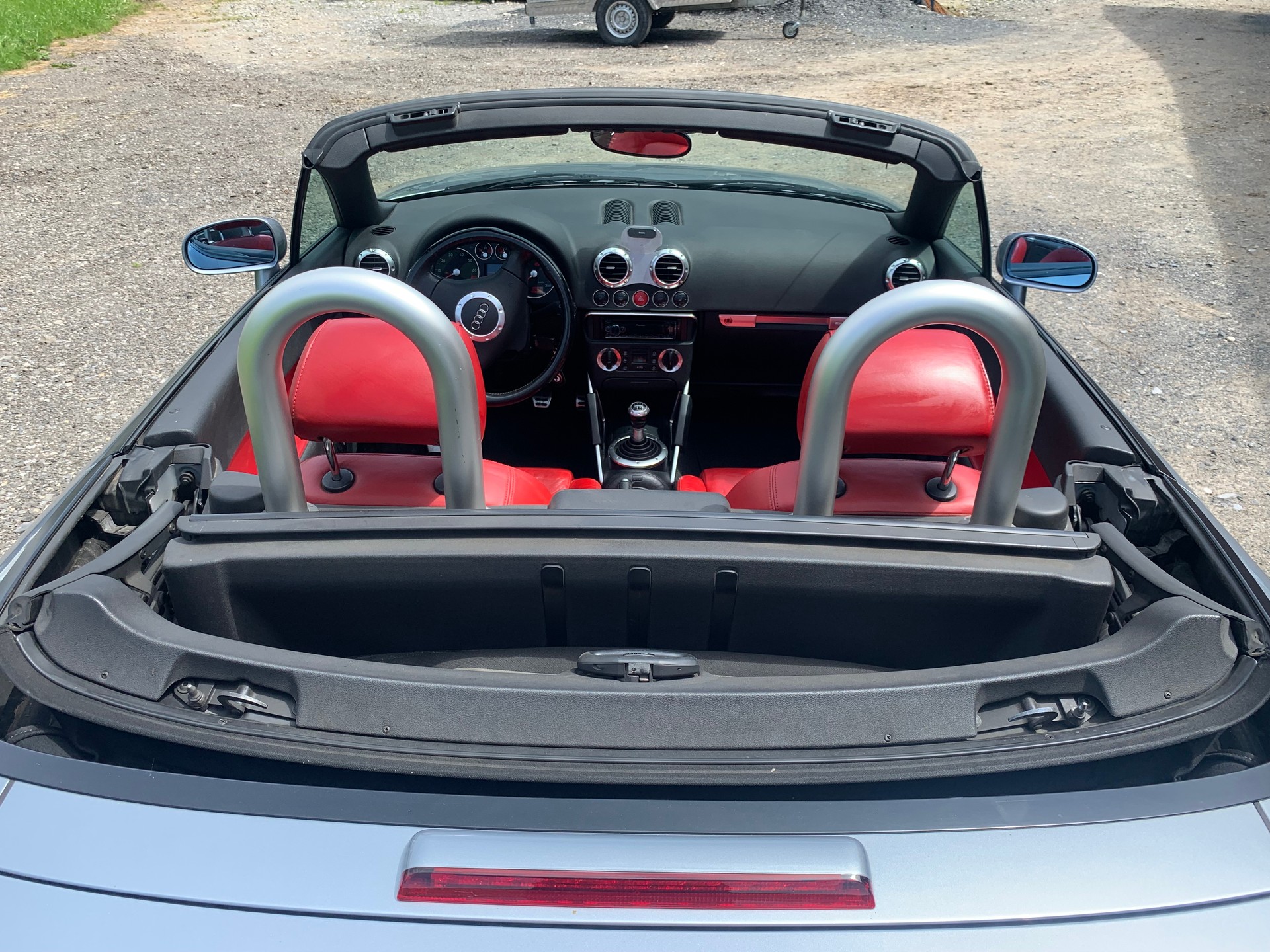 AUDI TT Roadster 1.8 T quattro-image-4