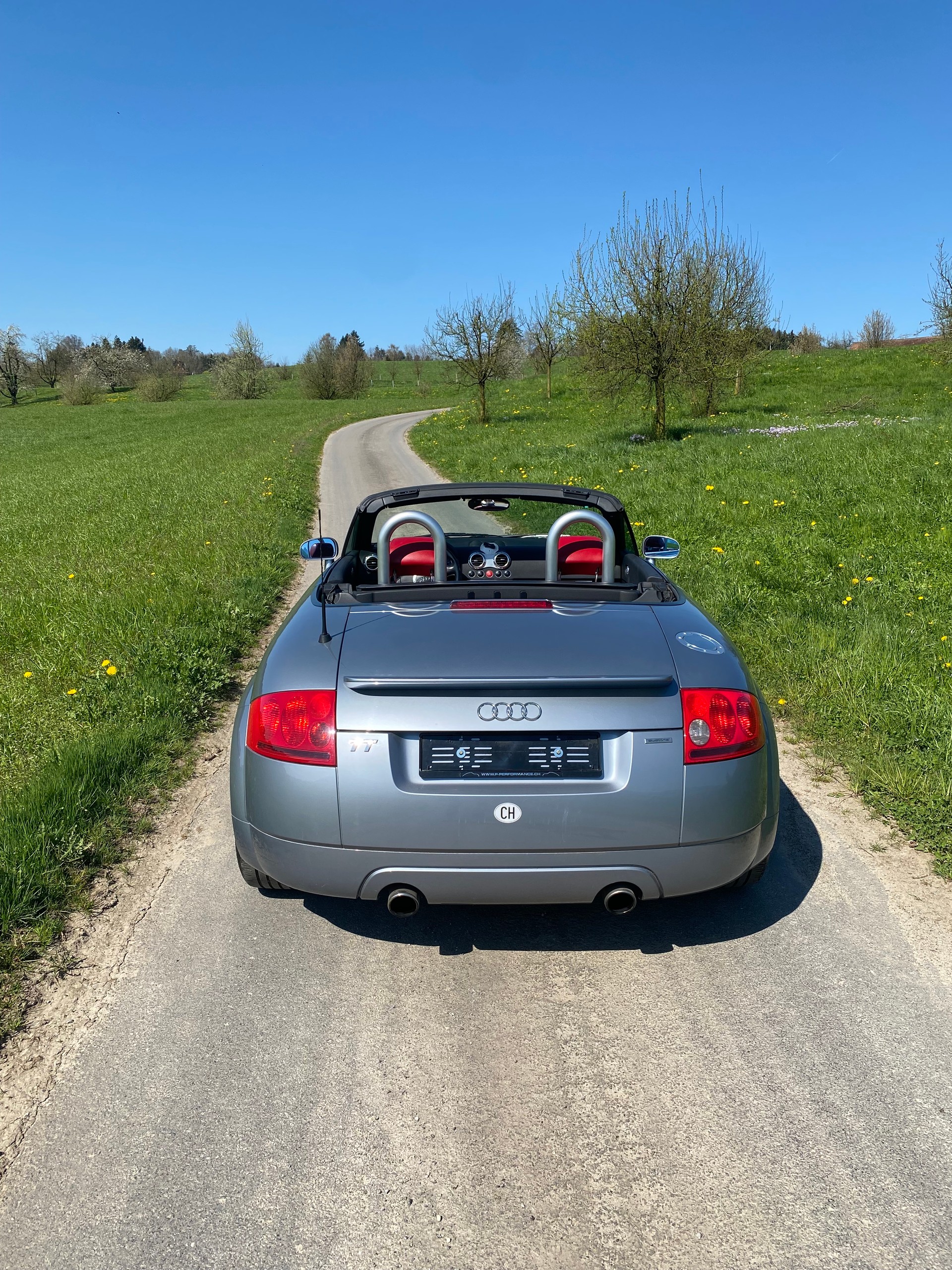 AUDI TT Roadster 1.8 T quattro-image-2