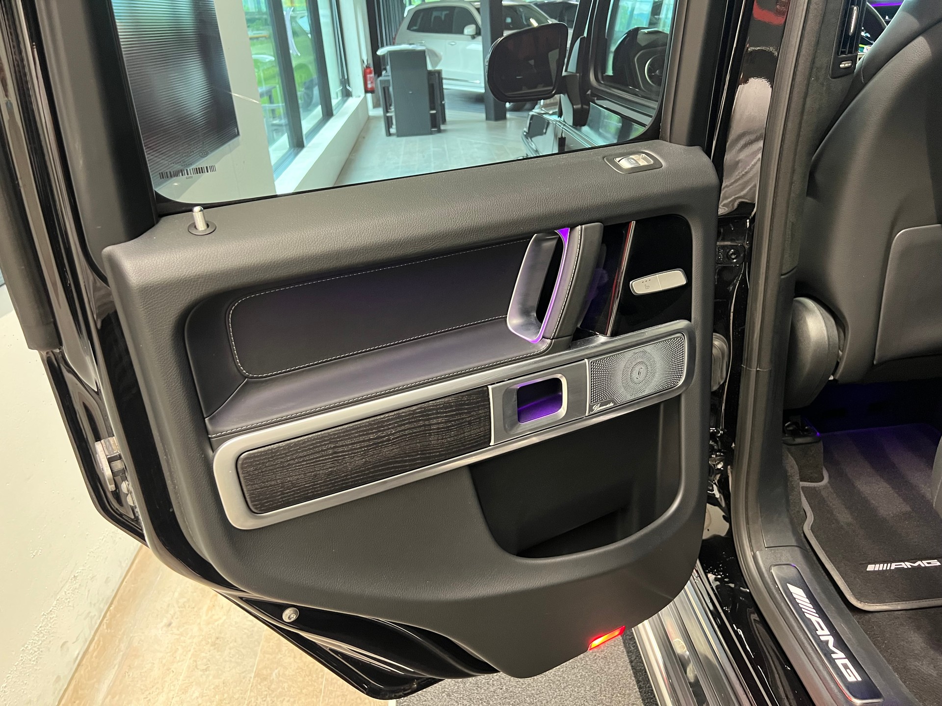 MERCEDES-BENZ G 63 AMG Speedshift Plus G-Tronic-image-15