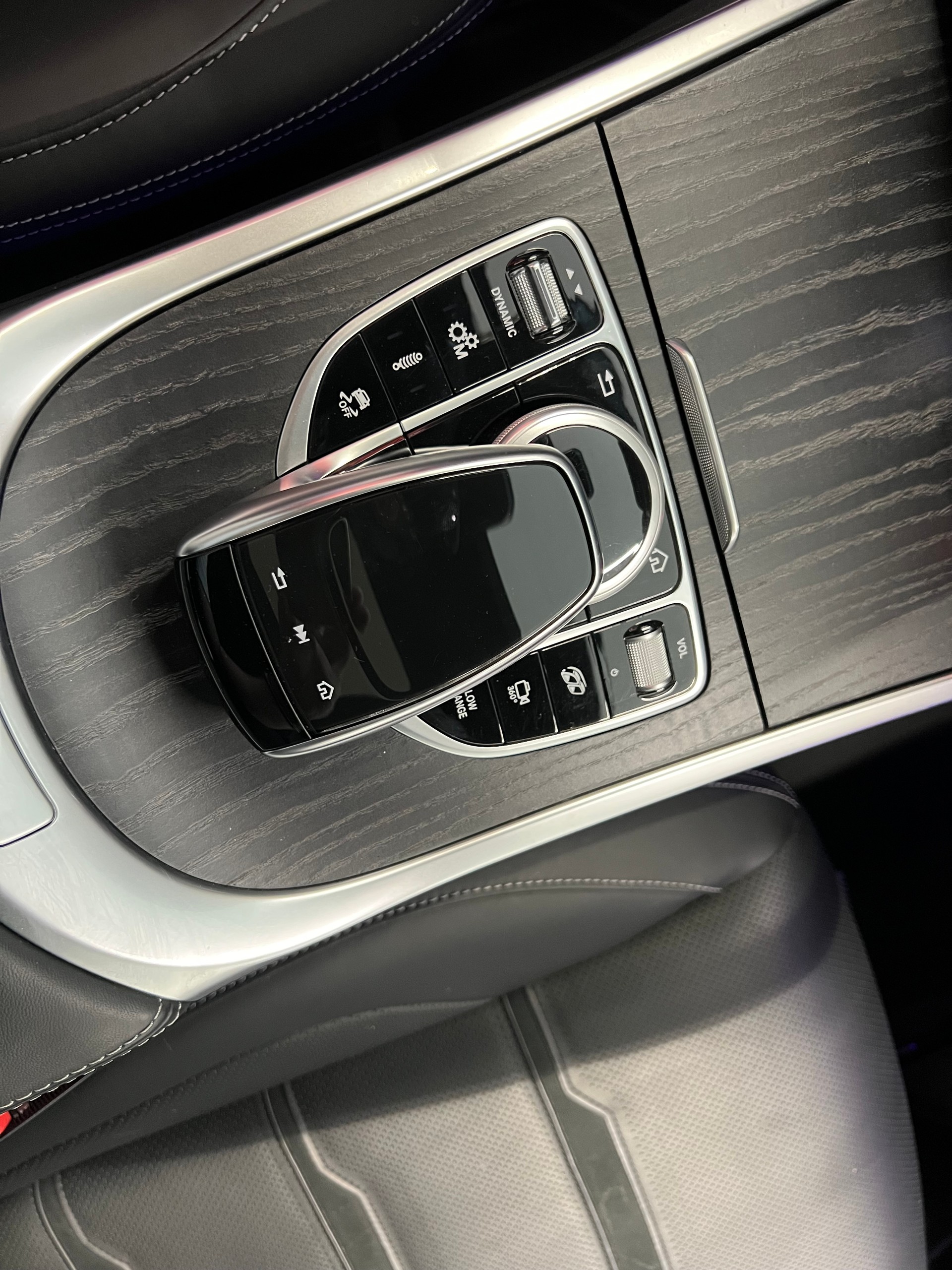 MERCEDES-BENZ G 63 AMG Speedshift Plus G-Tronic-image-24