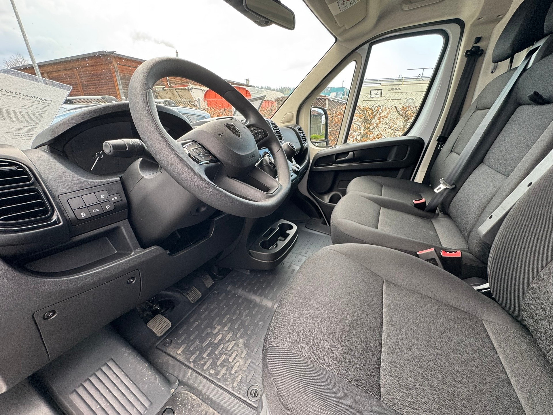 PEUGEOT Boxer 2.2 HDI 335 L2H2-image-6