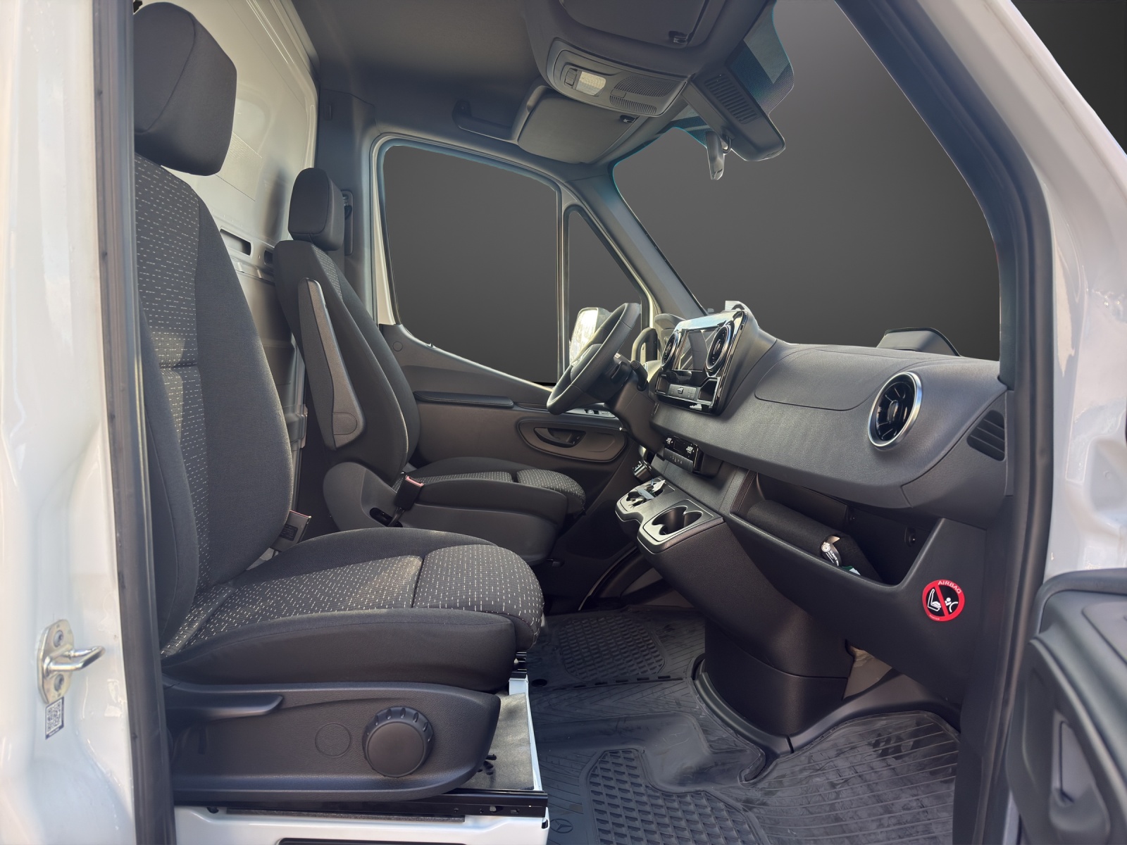 MERCEDES-BENZ Sprinter 315 CDI Standard 9G-TRONIC-image-9