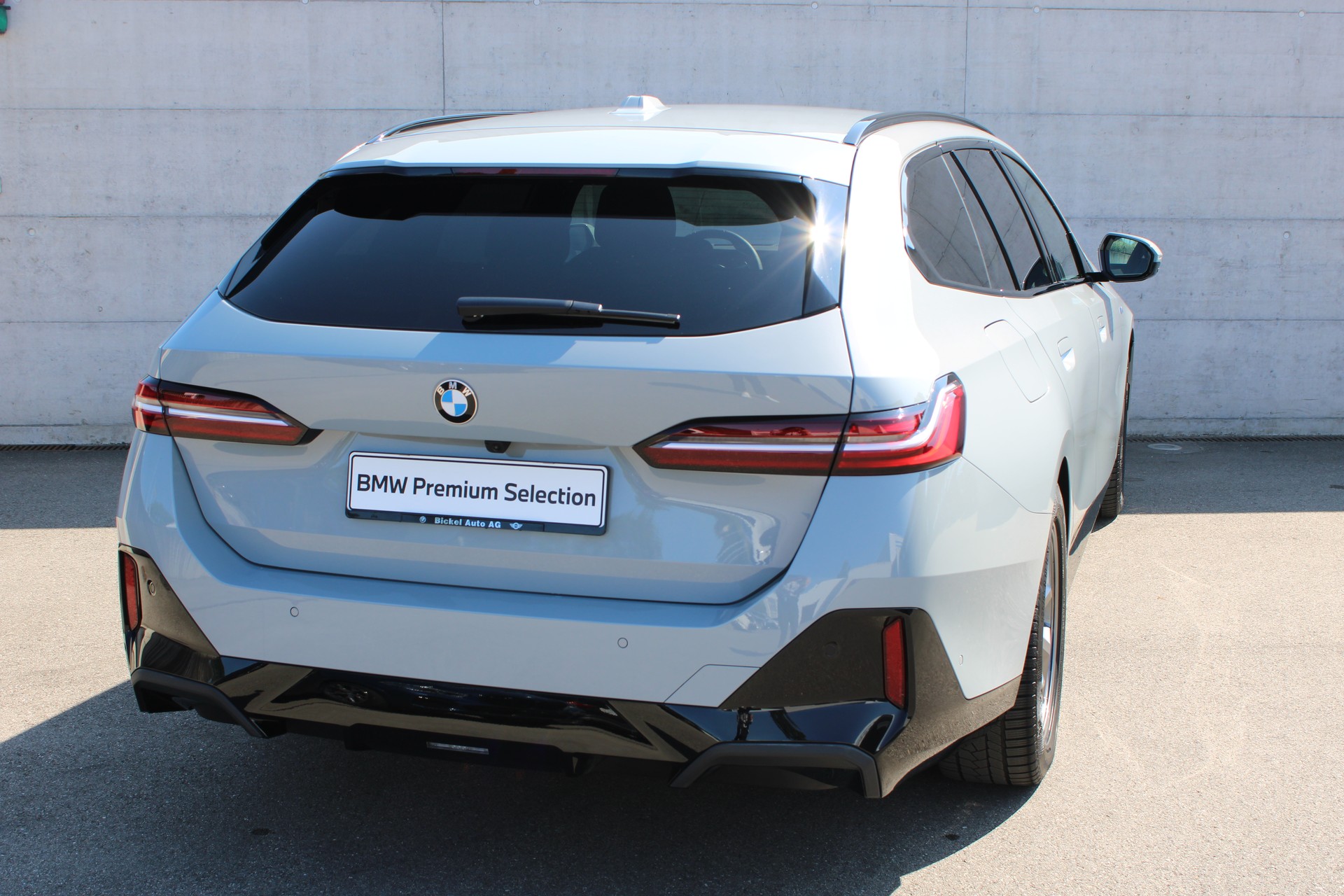 BMW 520d xDrive Touring M Sport-image-5