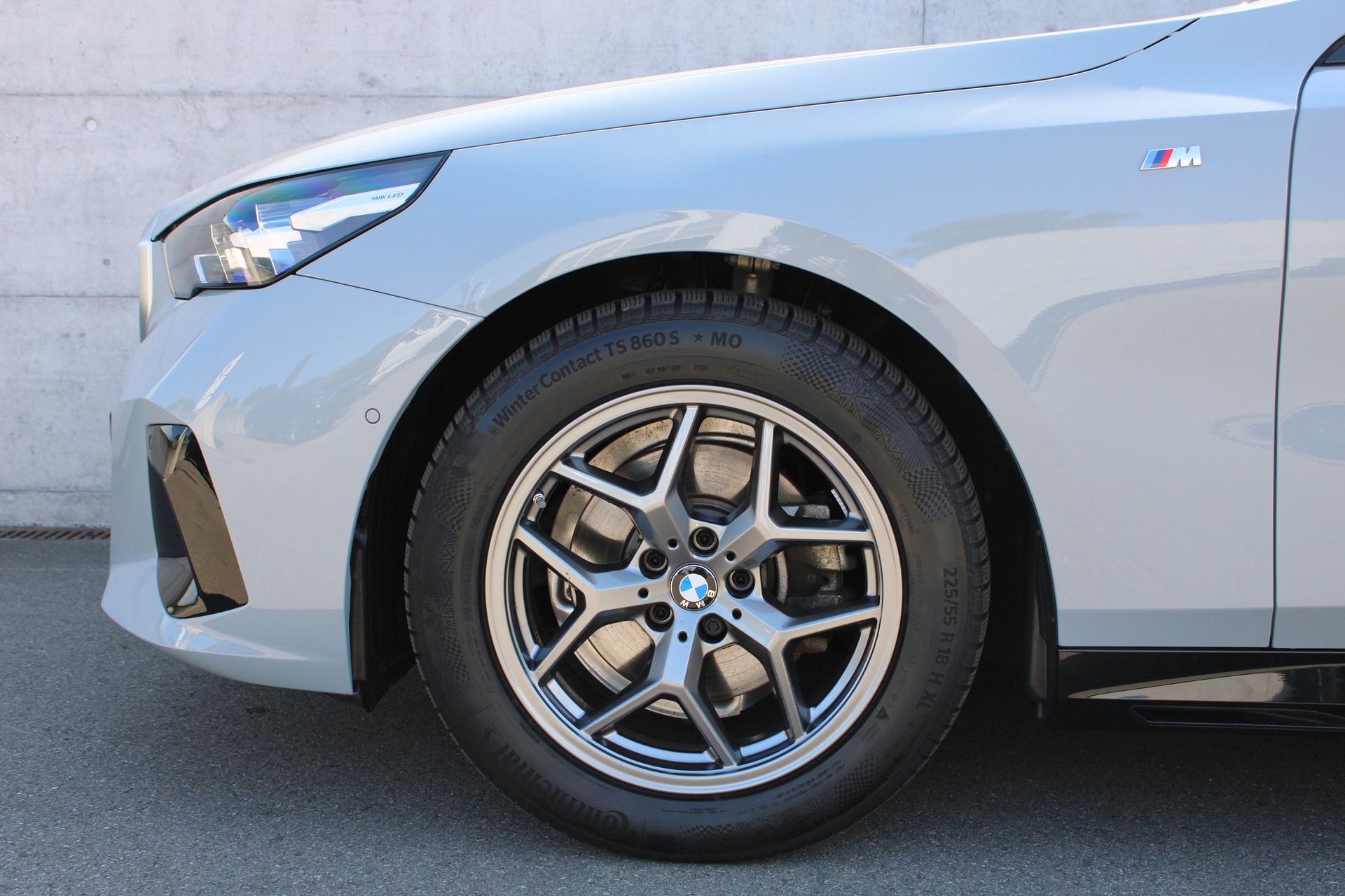 BMW 520d xDrive Touring M Sport-image-6