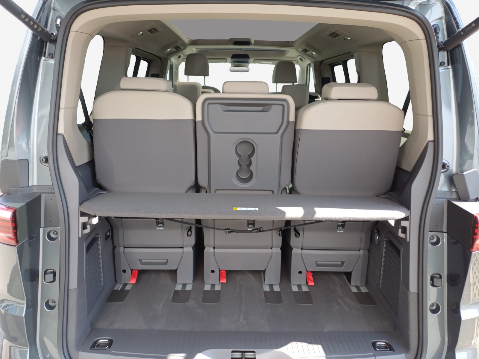 VW Multivan 1.5 eHybrid Life Edition 4Motion DSG-image-12