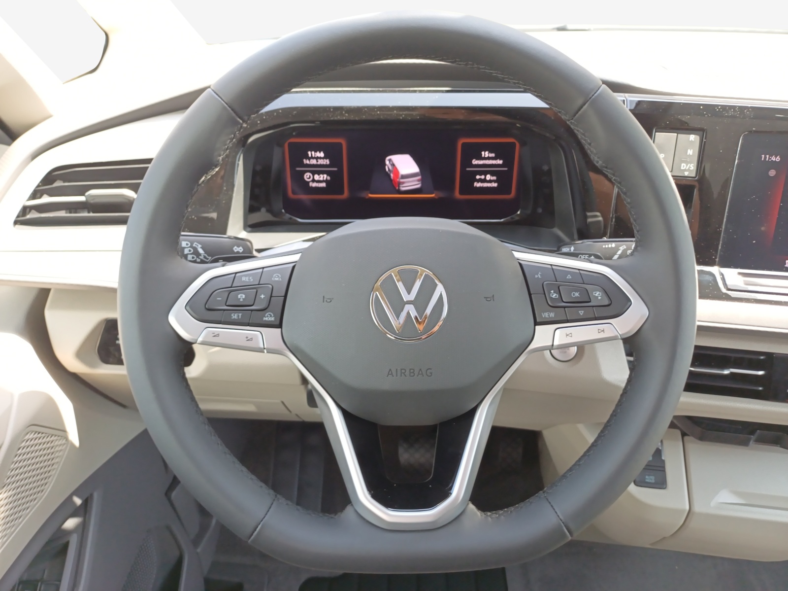 VW Multivan 1.5 eHybrid Life Edition 4Motion DSG-image-9